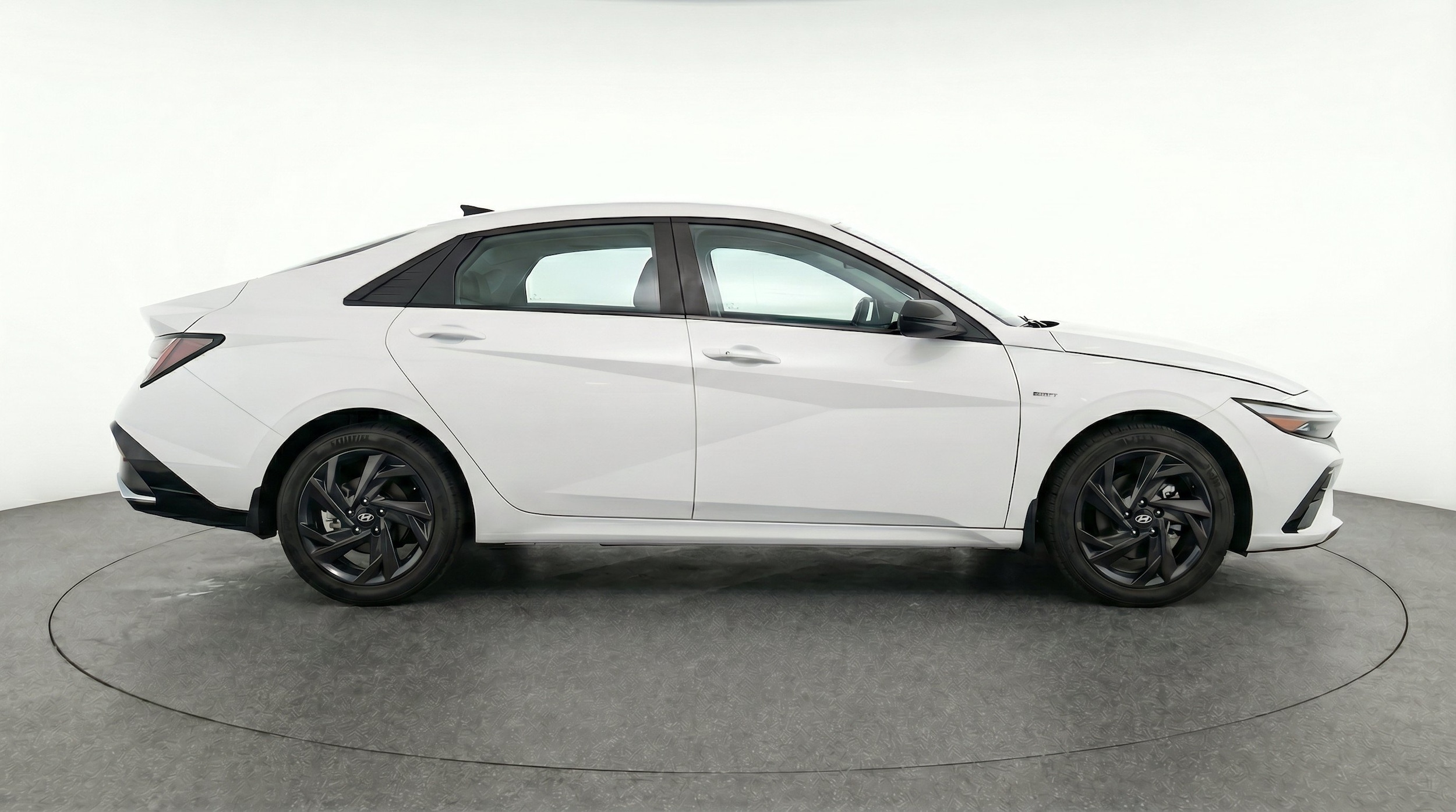 Thumbnail: 2026 Hyundai Elantra - 10