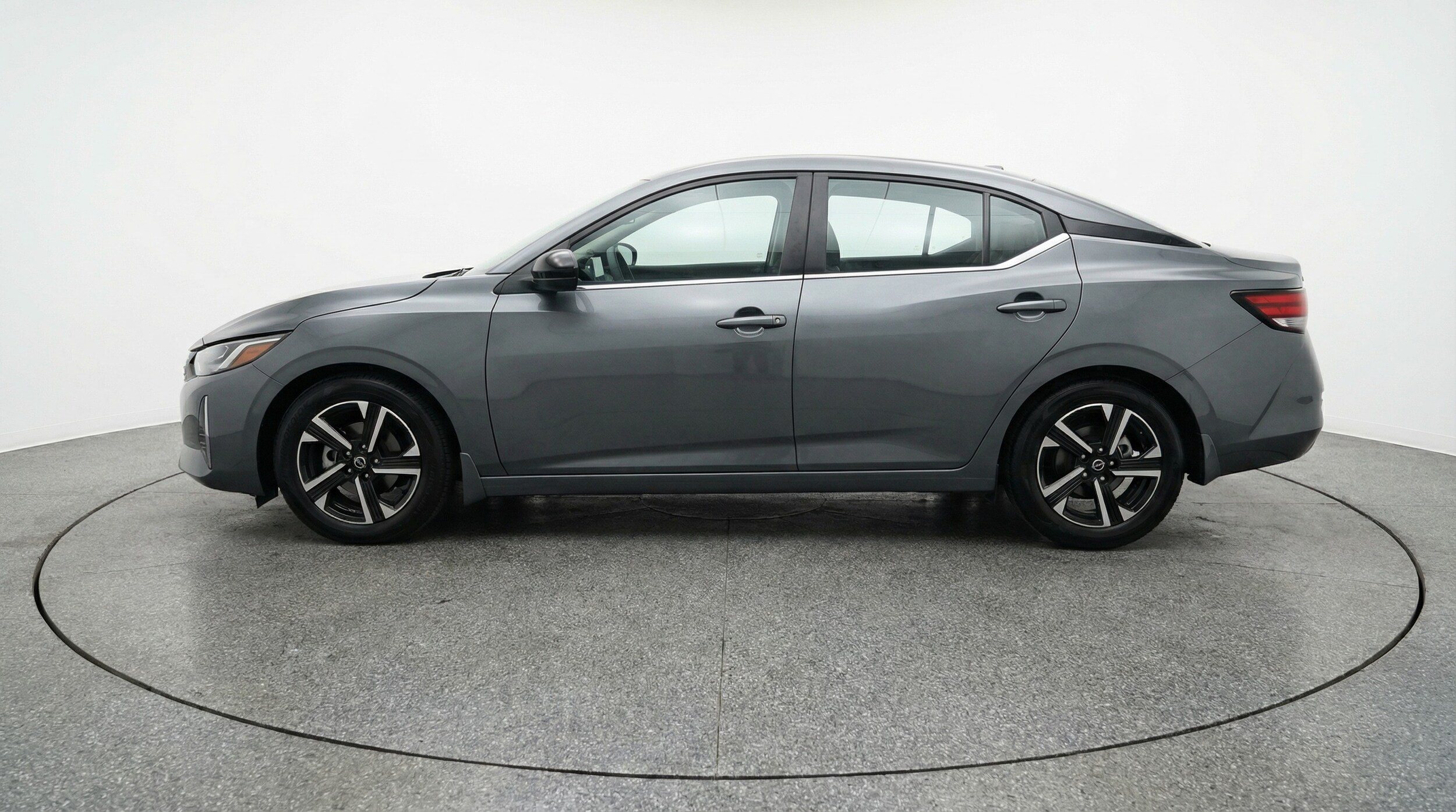 Thumbnail: 2025 Nissan Sentra - 4