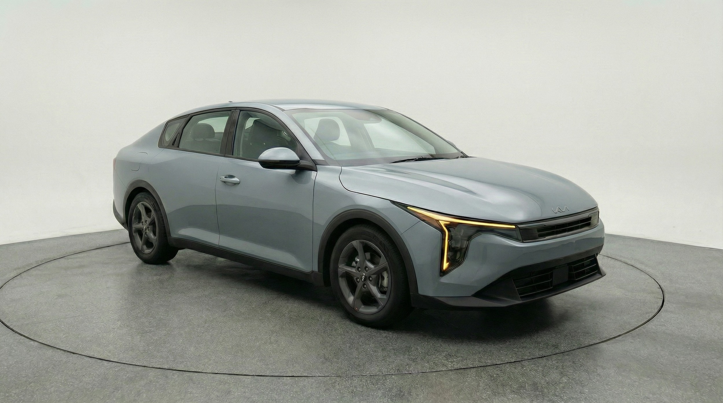 Thumbnail: 2025 Kia K4 - 1