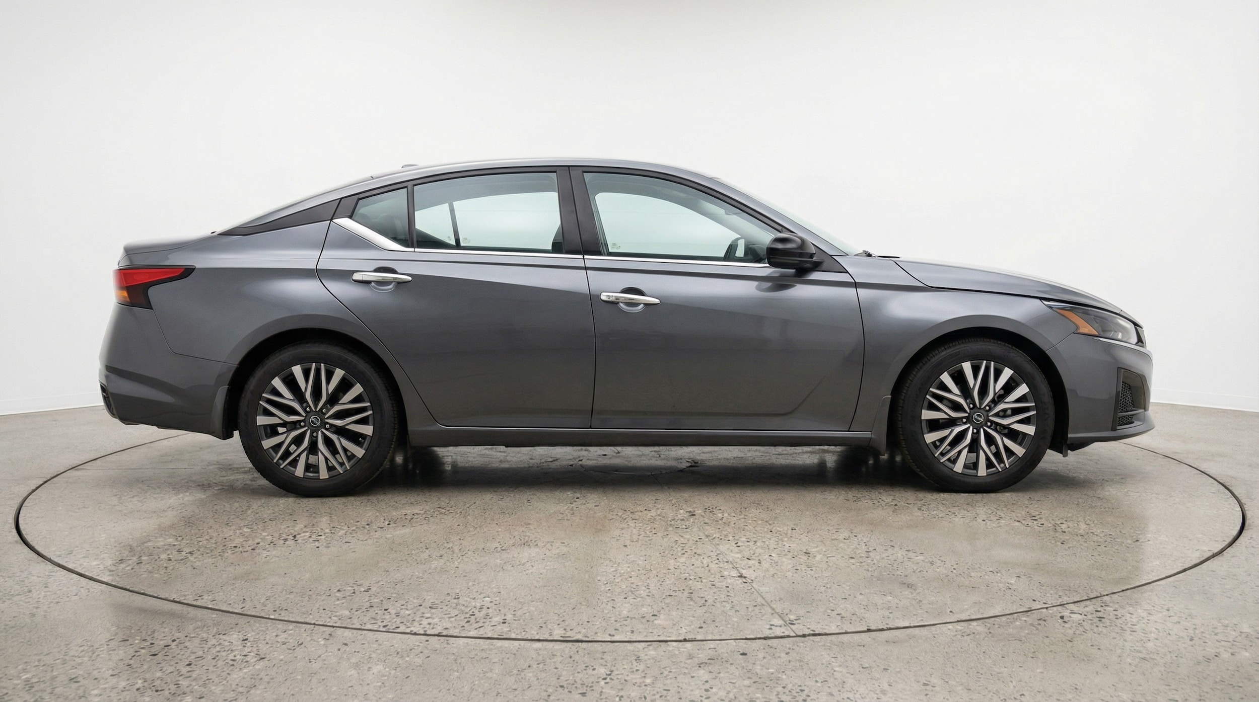 Thumbnail: 2025 Nissan Altima - 8