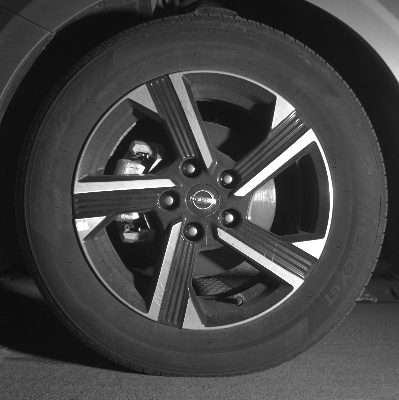 Thumbnail: 2025 Nissan Sentra - 9