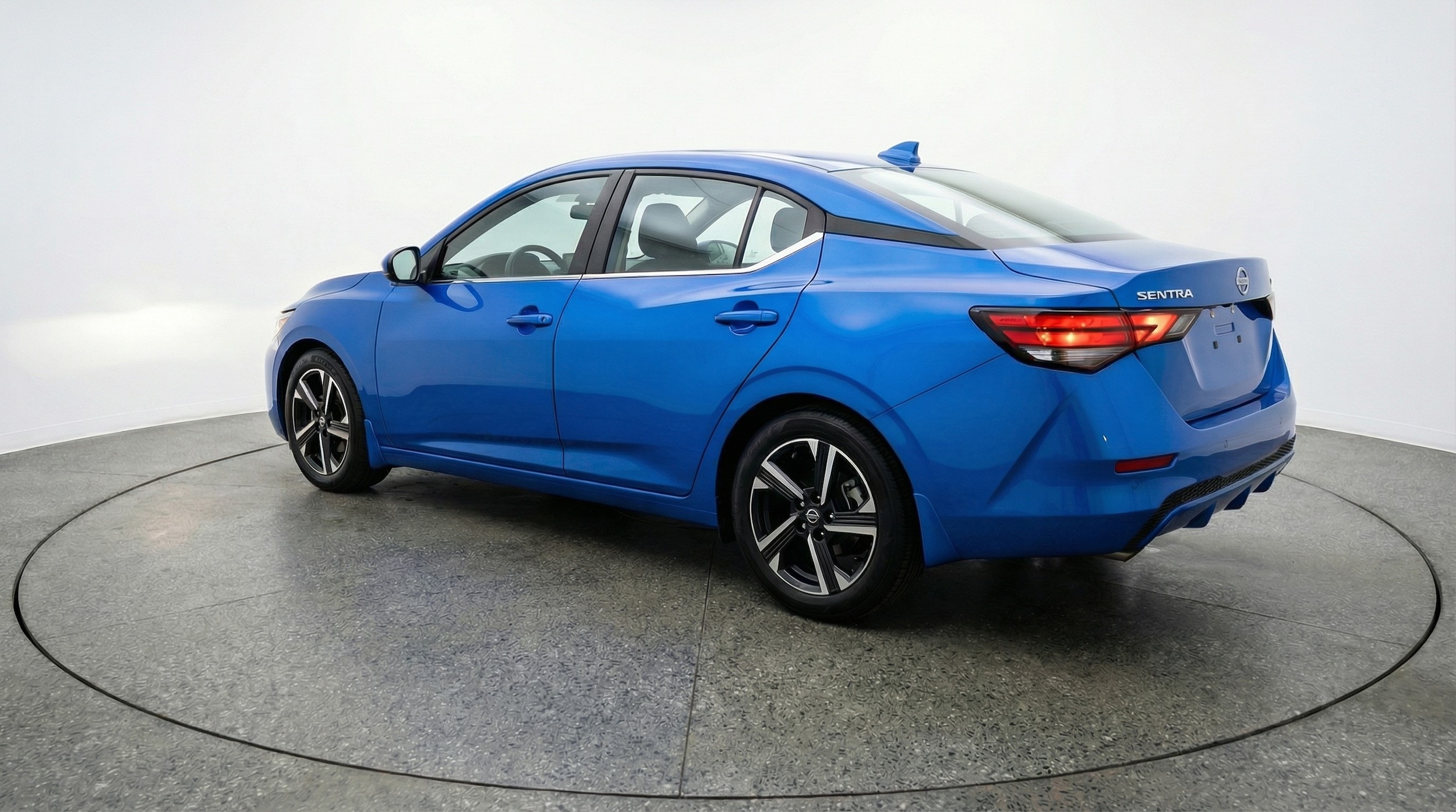 Thumbnail: 2025 Nissan Sentra - 5