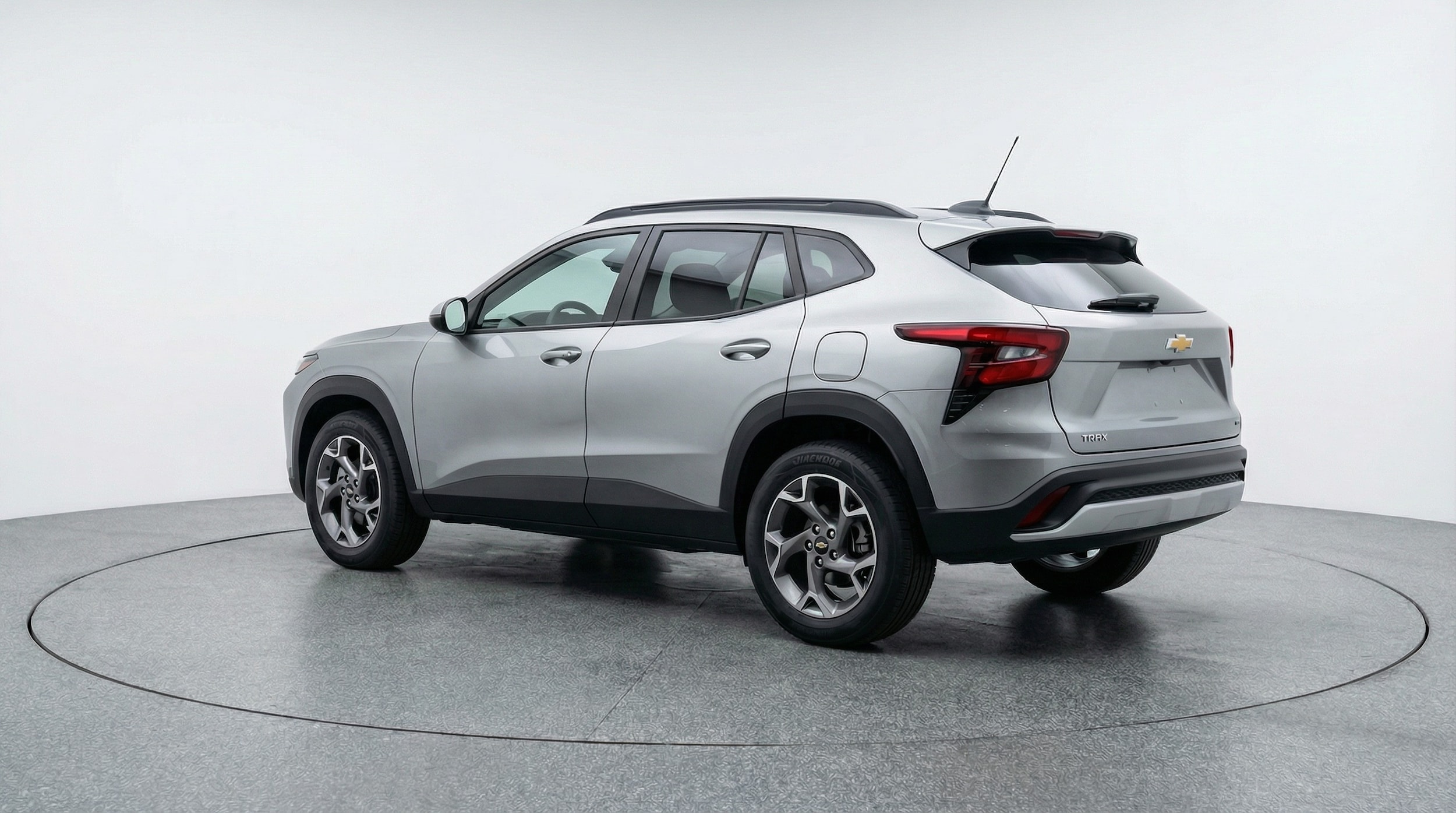 Thumbnail: 2025 Chevrolet Trax - 5