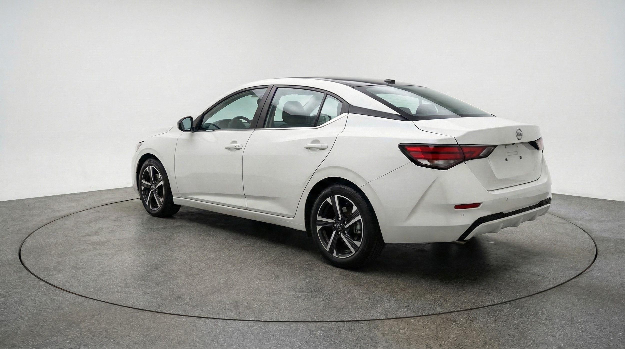 Thumbnail: 2025 Nissan Sentra - 5