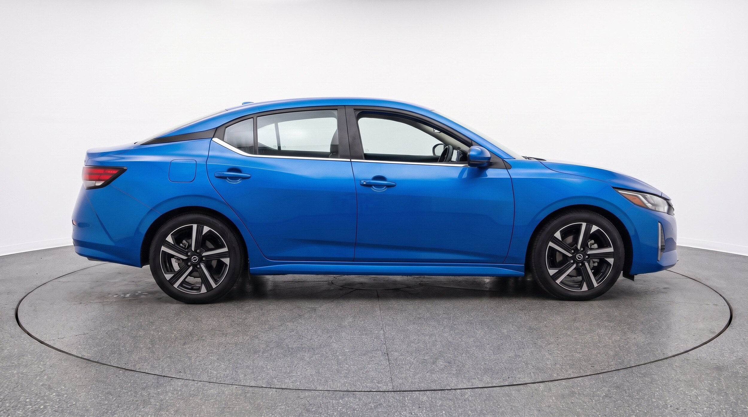 Thumbnail: 2025 Nissan Sentra - 11