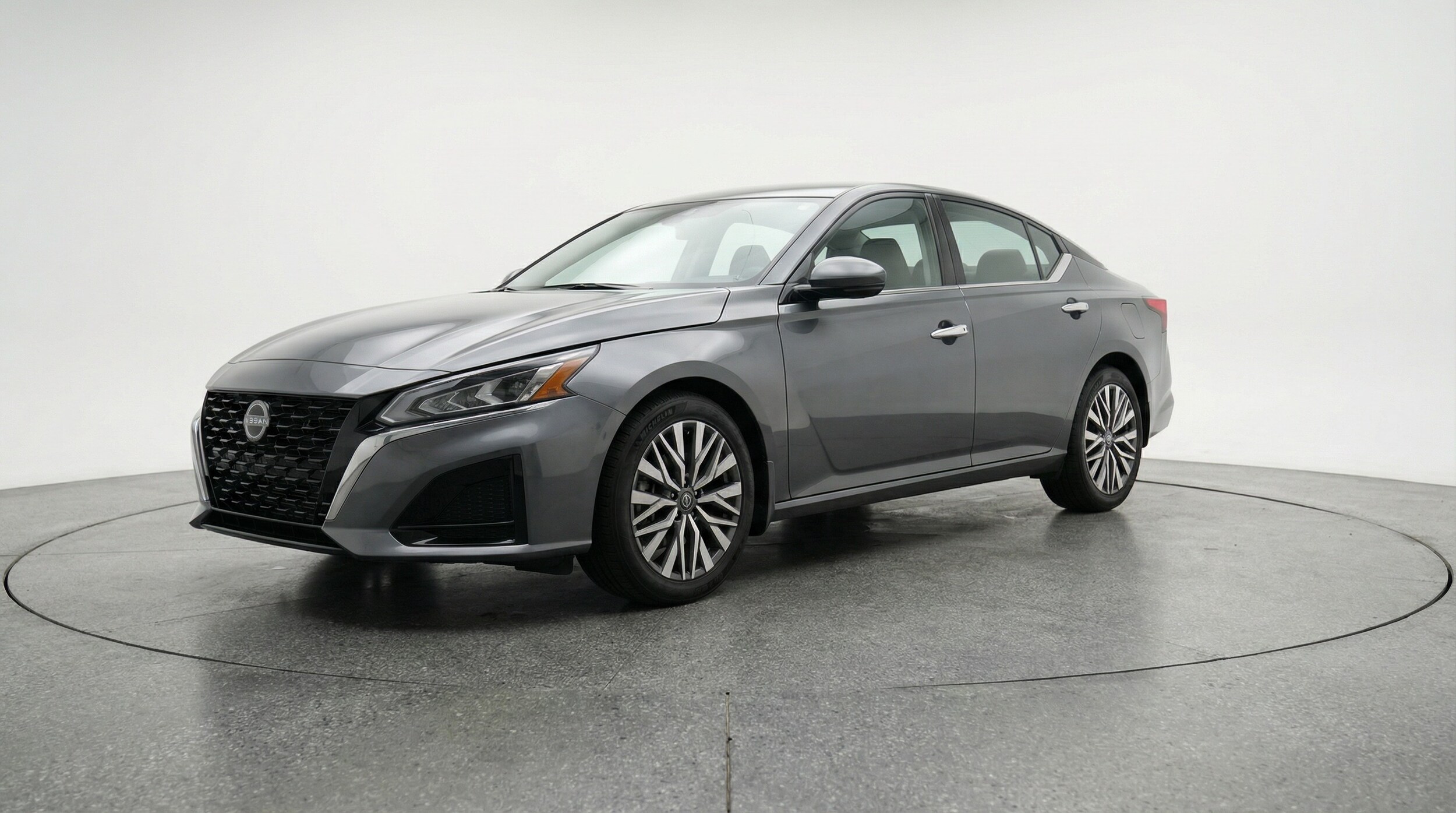 Thumbnail: 2025 Nissan Altima - 3