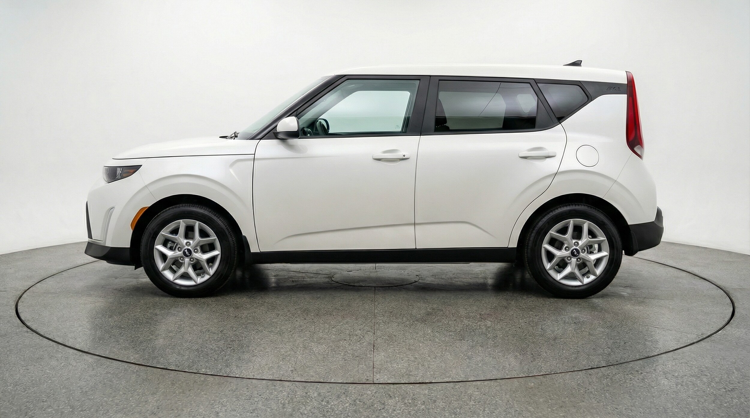 Thumbnail: 2025 Kia Soul - 4