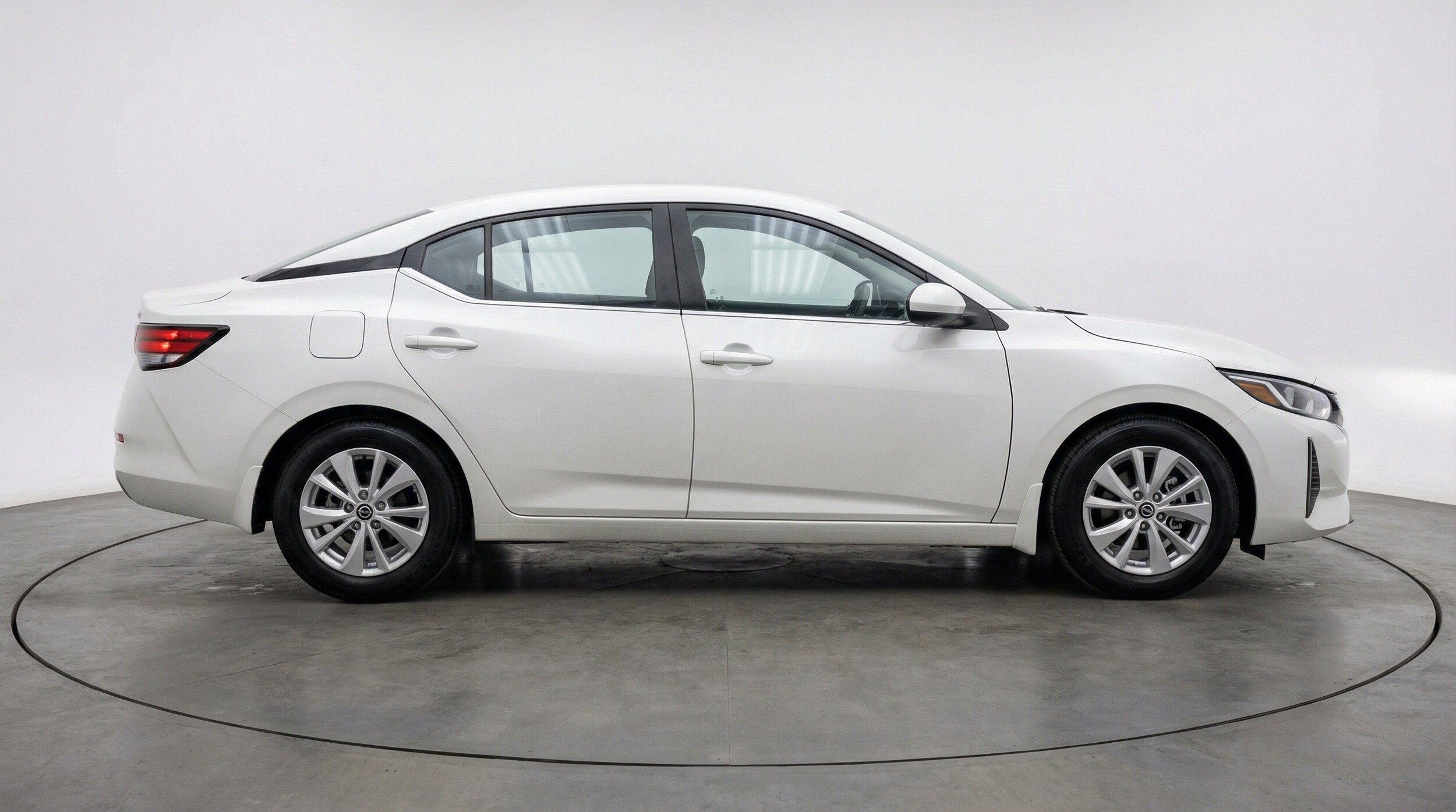 Thumbnail: 2025 Nissan Sentra - 11
