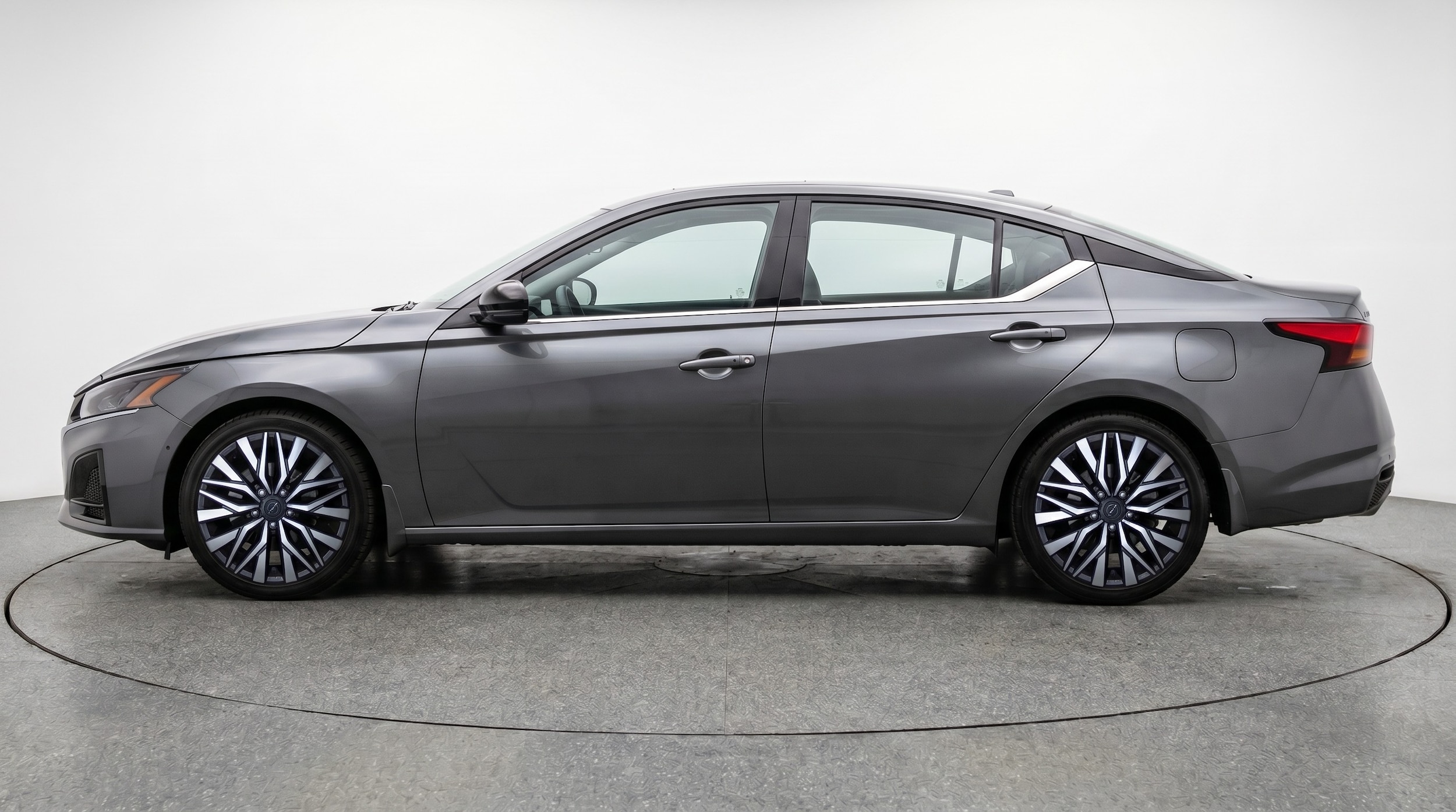 Thumbnail: 2025 Nissan Altima - 4
