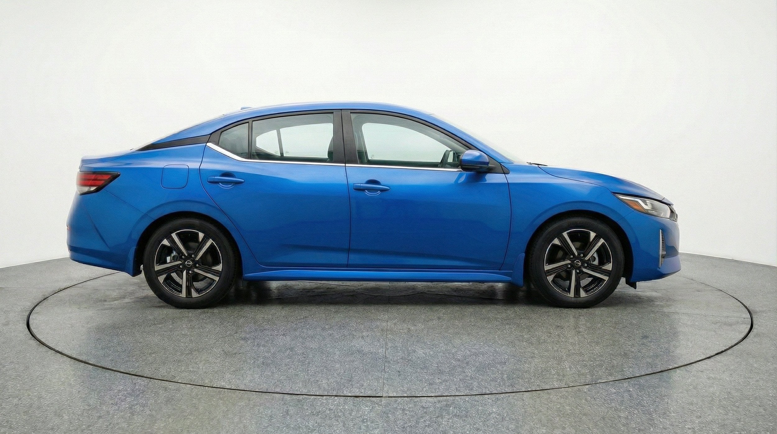 Thumbnail: 2025 Nissan Sentra - 11