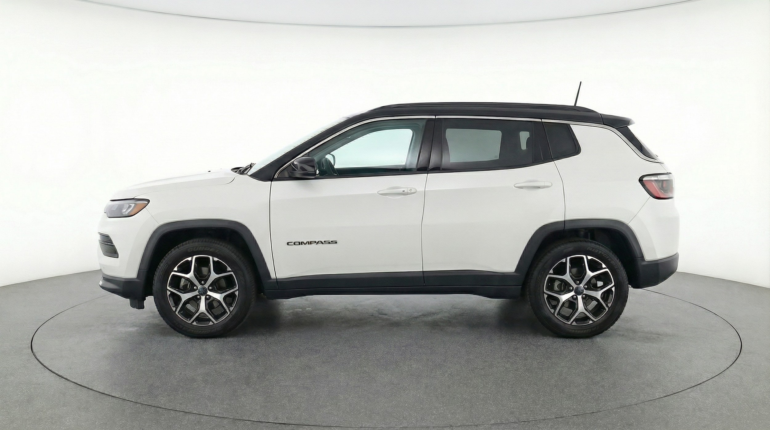 Thumbnail: 2025 Jeep Compass - 4
