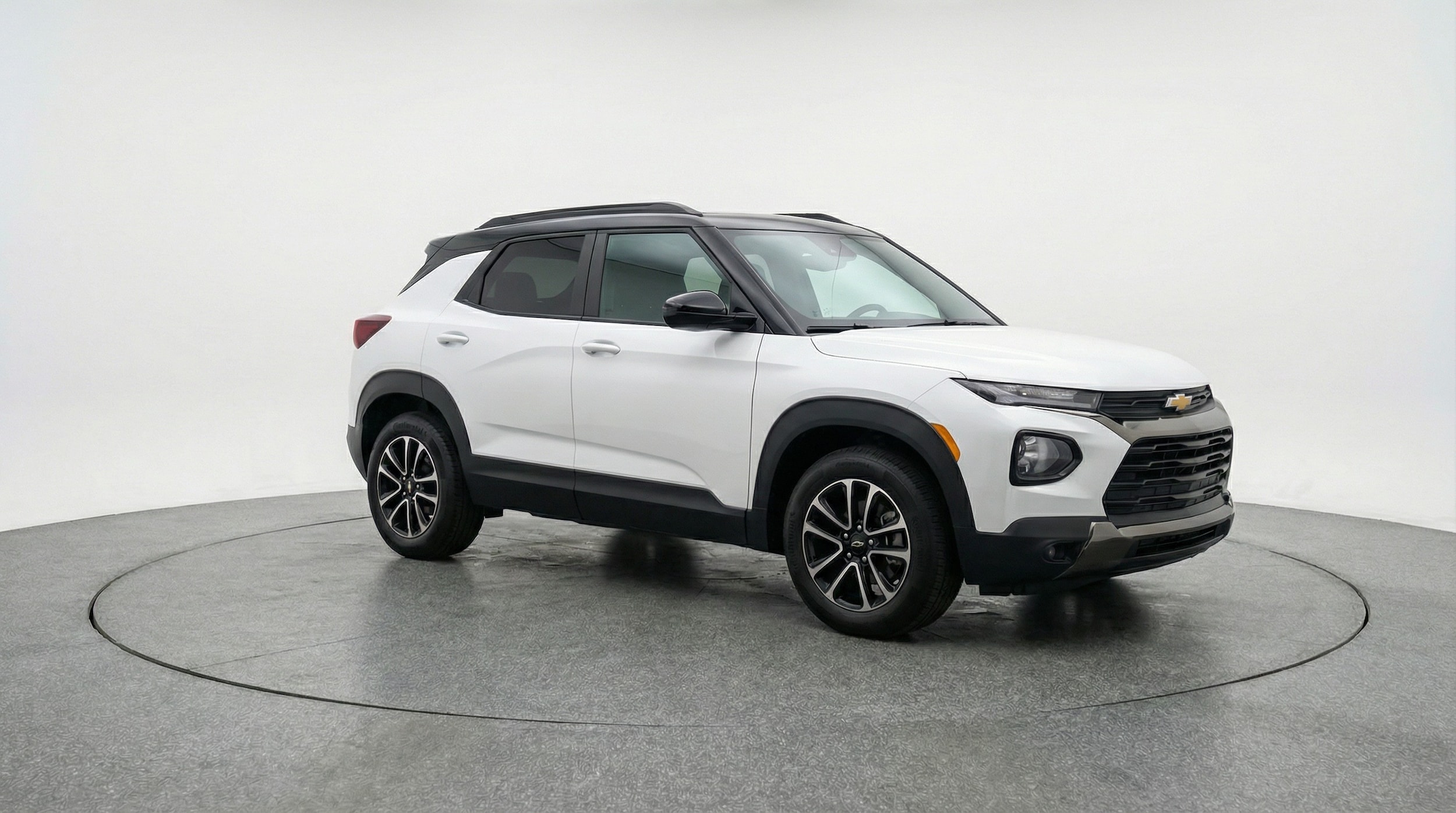 Thumbnail: 2025 Chevrolet TrailBlazer - 1