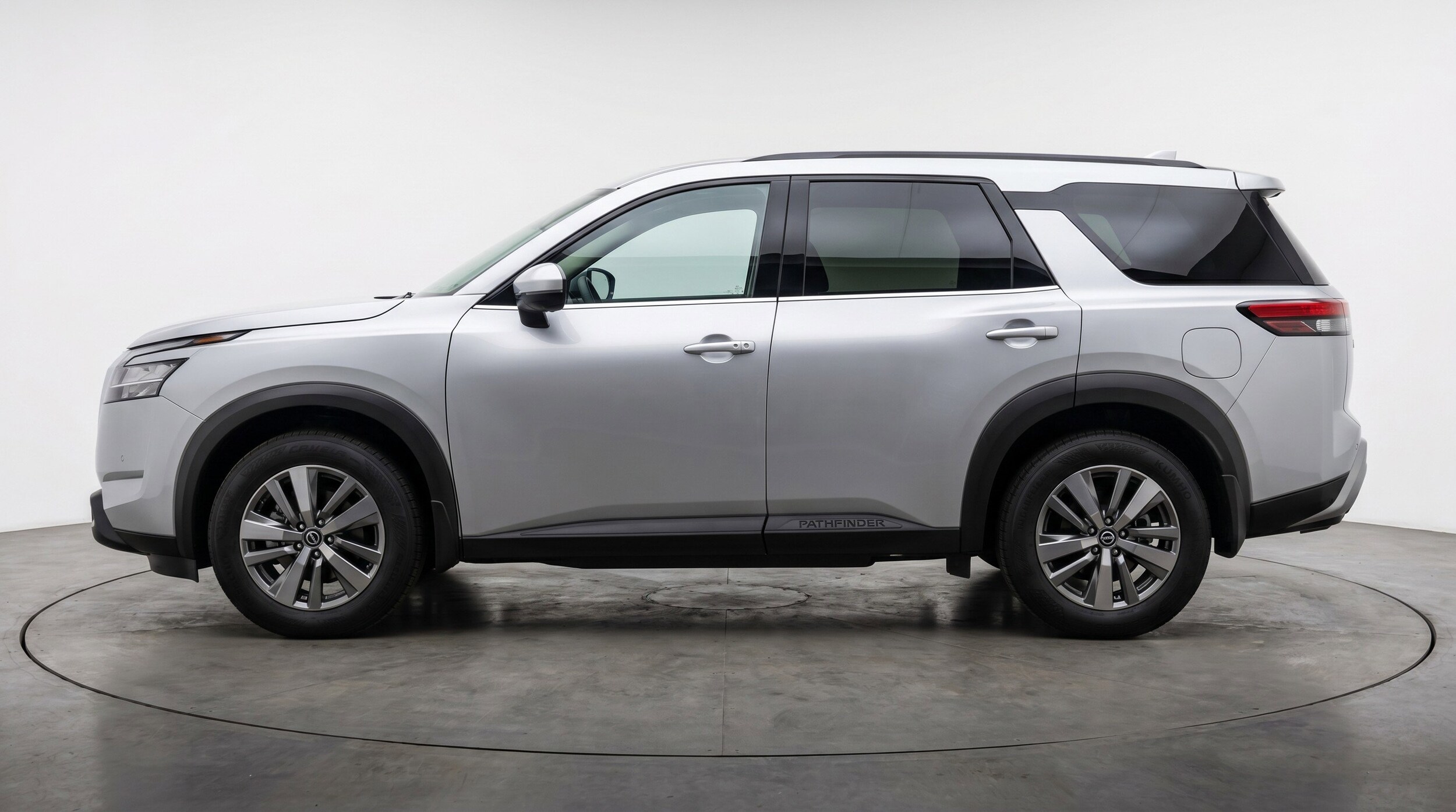 Thumbnail: 2025 Nissan Pathfinder - 5