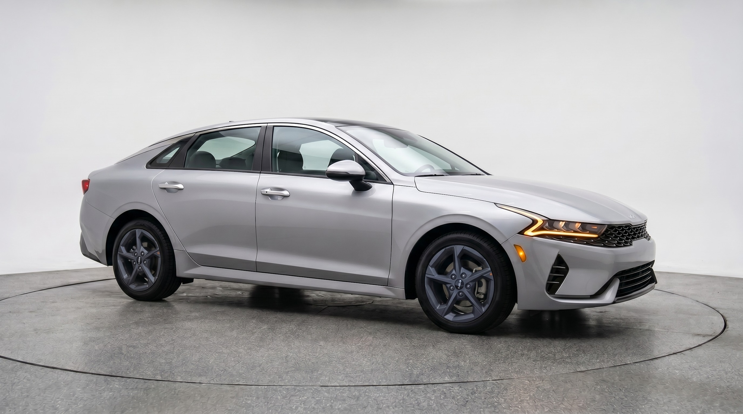 Thumbnail: 2025 Kia K4 - 1