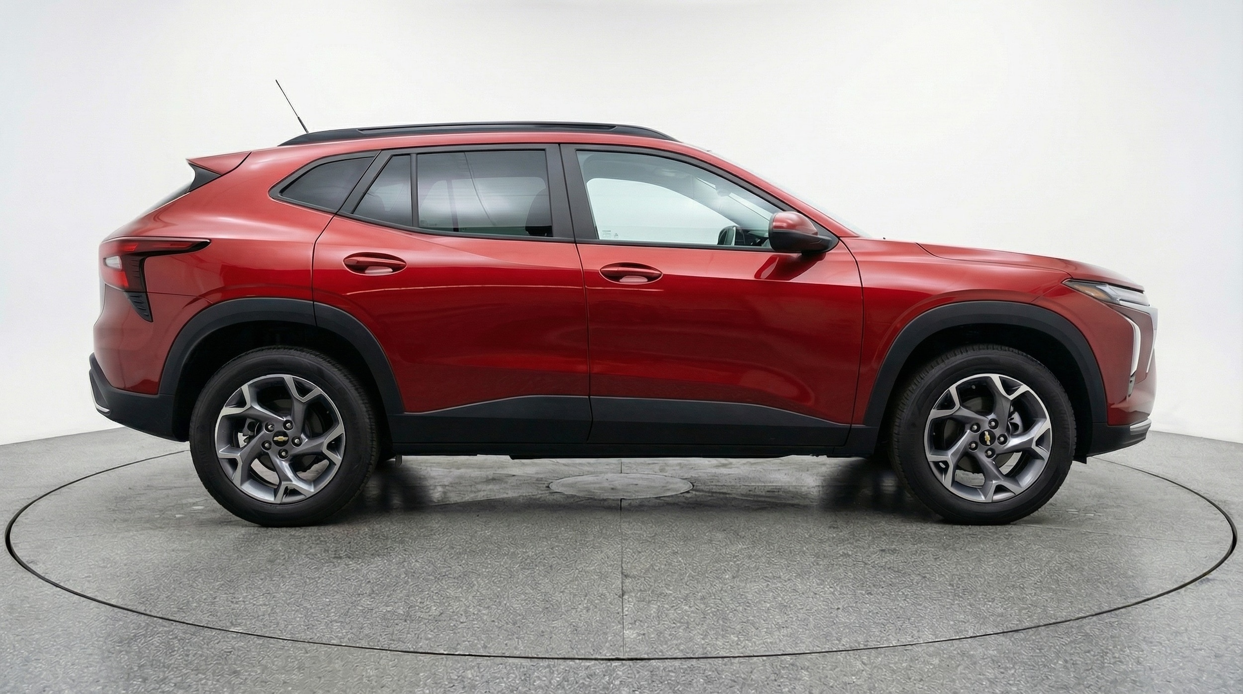 Thumbnail: 2025 Chevrolet Trax - 8