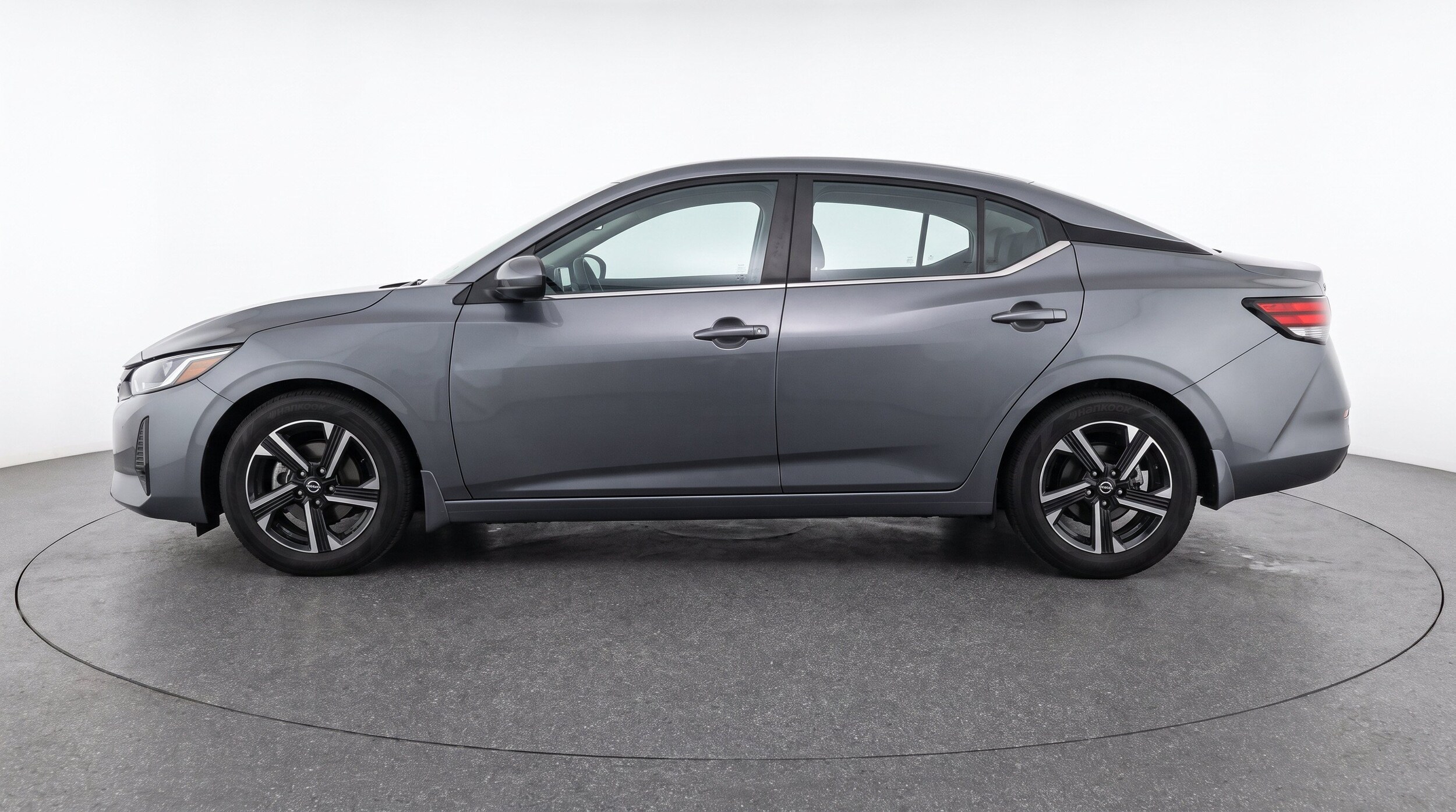 Thumbnail: 2025 Nissan Sentra - 5