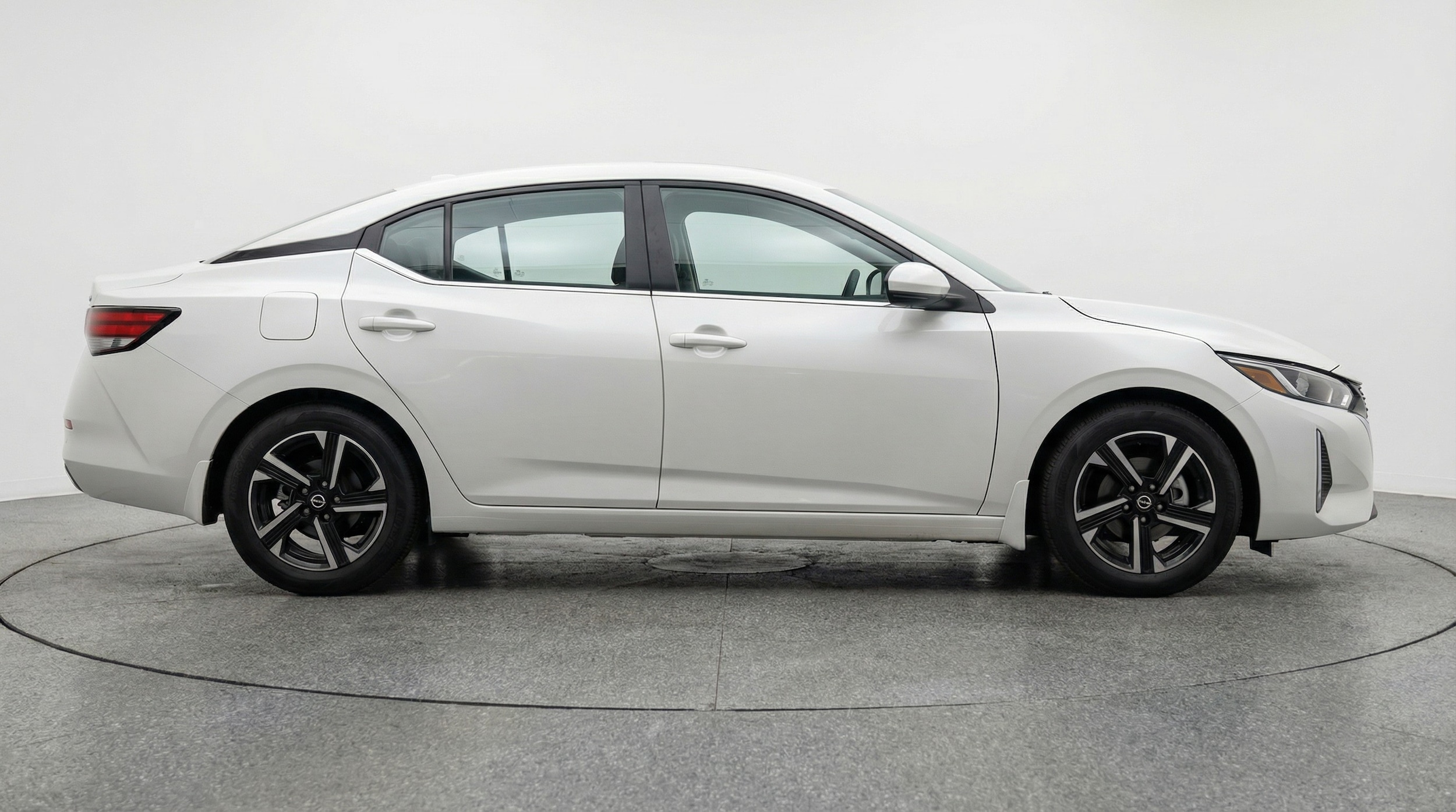 Thumbnail: 2025 Nissan Sentra - 8