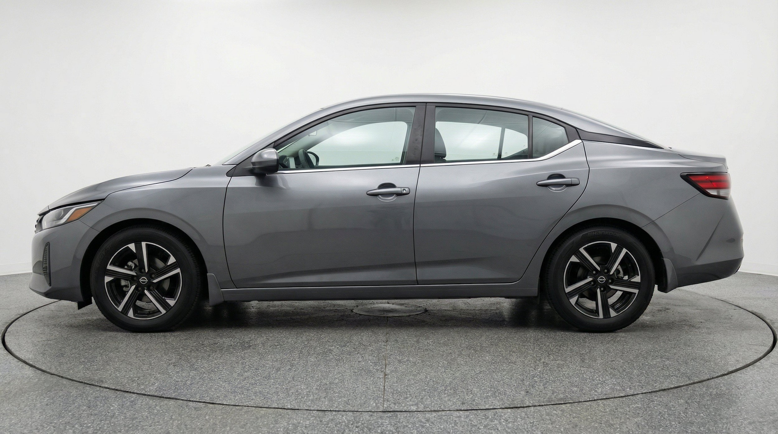 Thumbnail: 2025 Nissan Sentra - 5