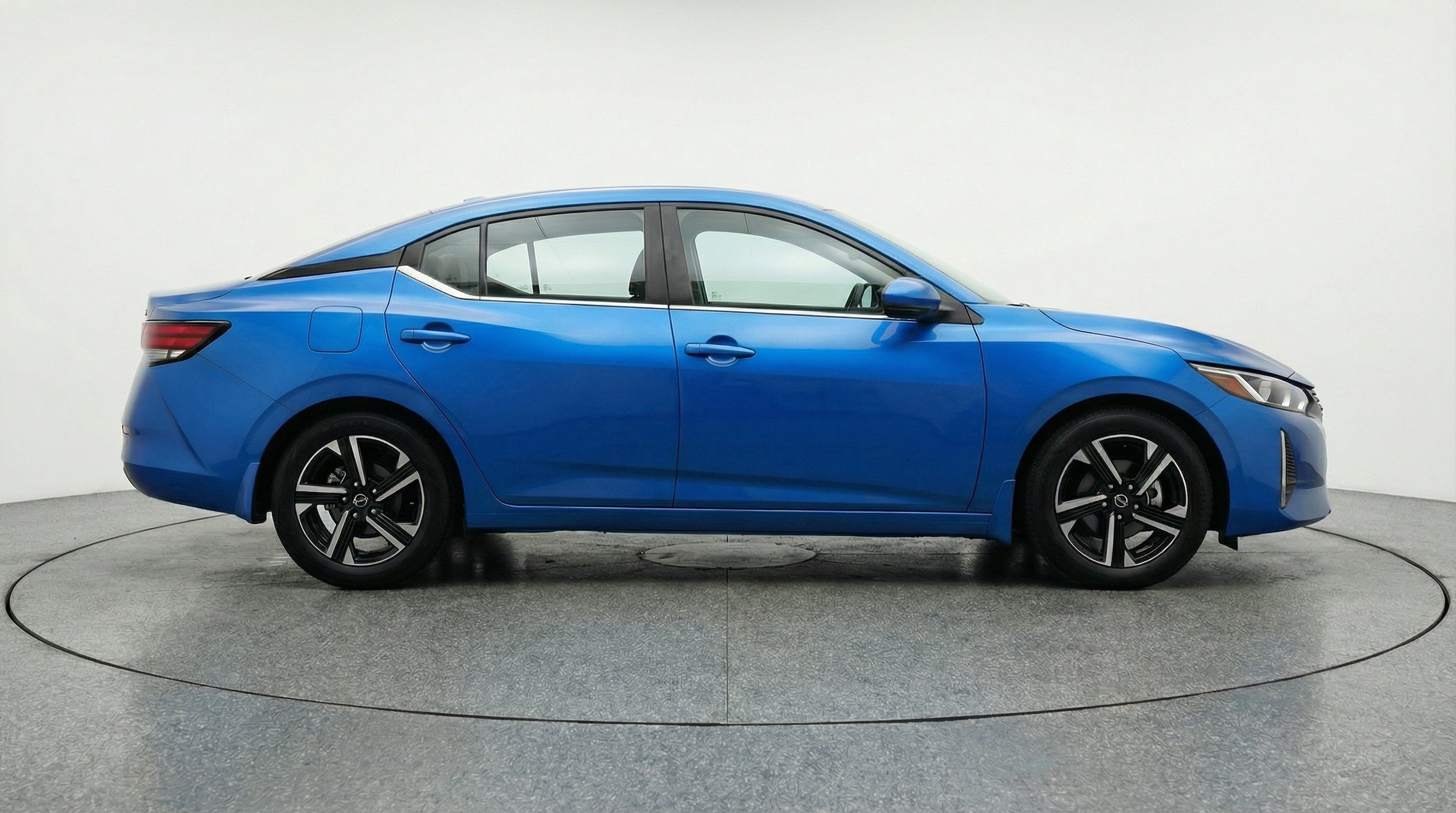 Thumbnail: 2025 Nissan Sentra - 11
