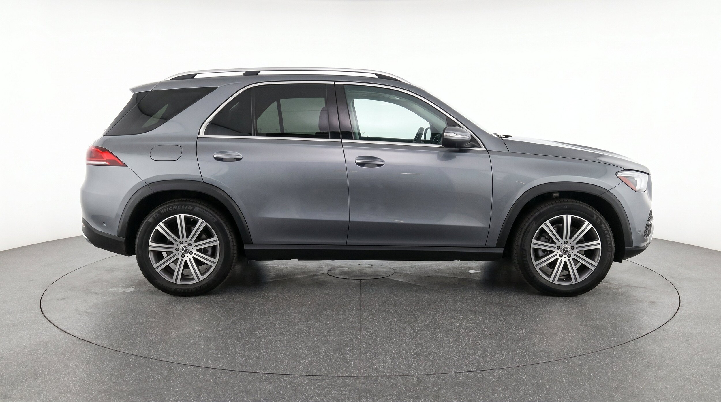 Thumbnail: 2026 Mercedes-Benz GLE - 10