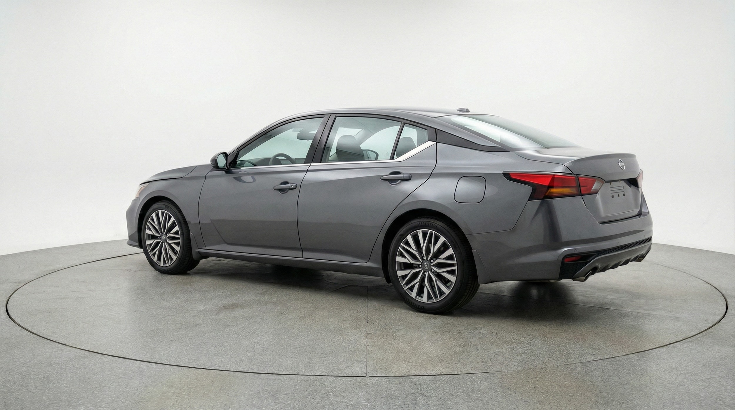 Thumbnail: 2025 Nissan Altima - 5