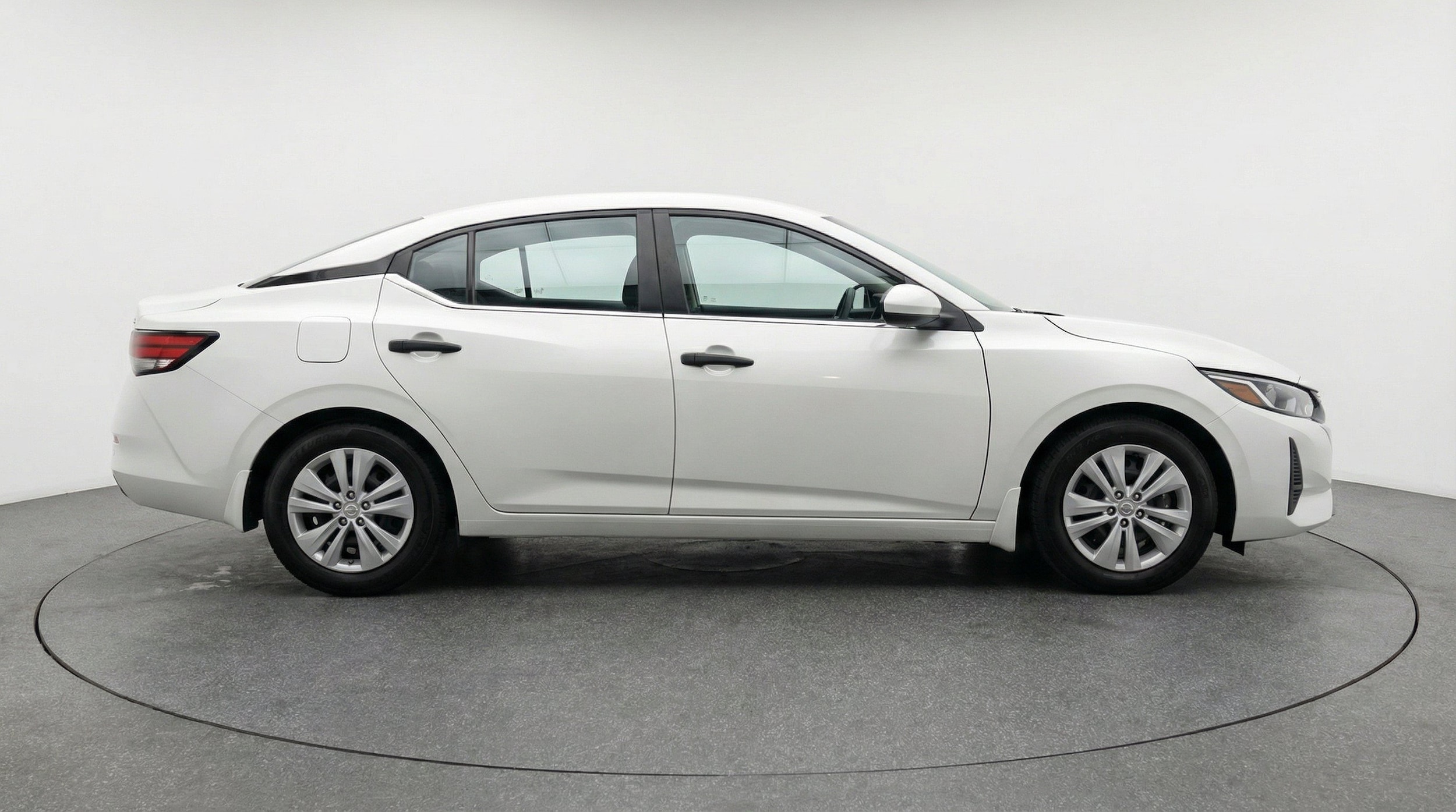 Thumbnail: 2025 Nissan Sentra - 11