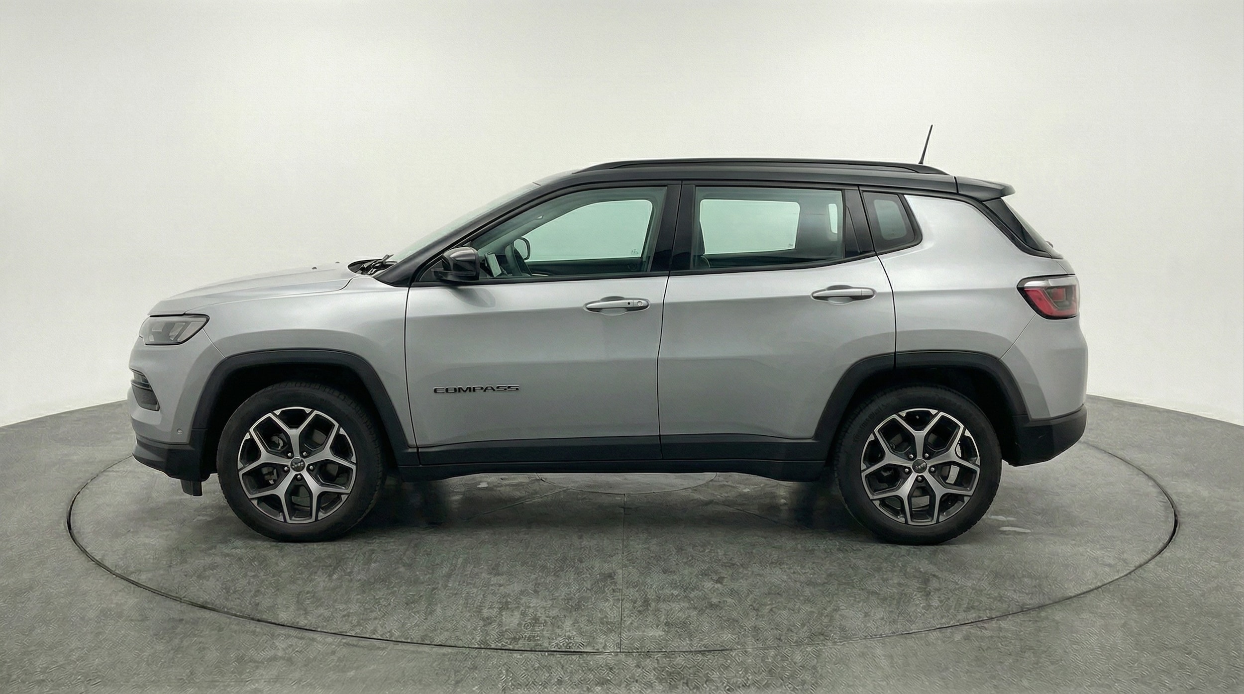 Thumbnail: 2025 Jeep Compass - 4