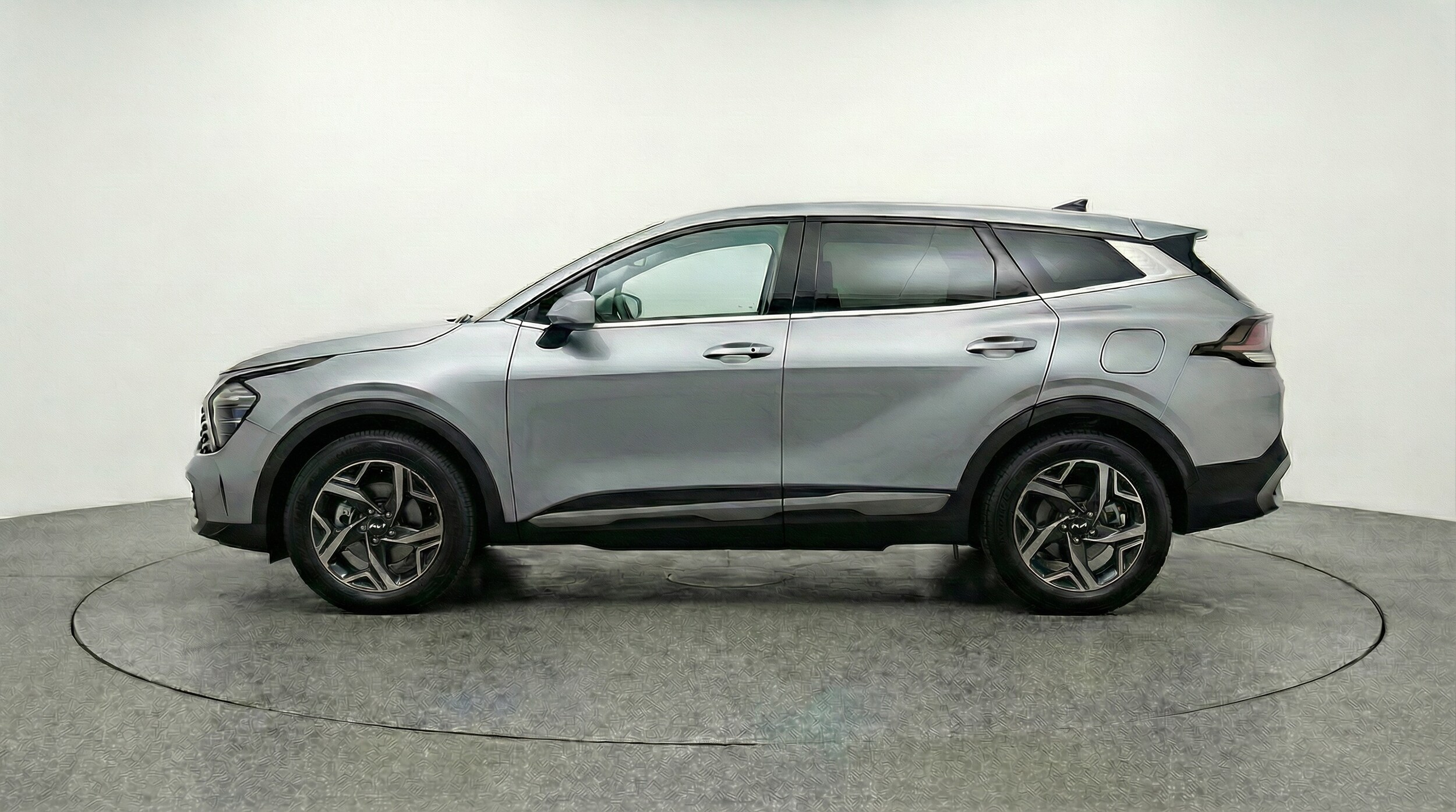 Thumbnail: 2025 Kia Sportage - 4