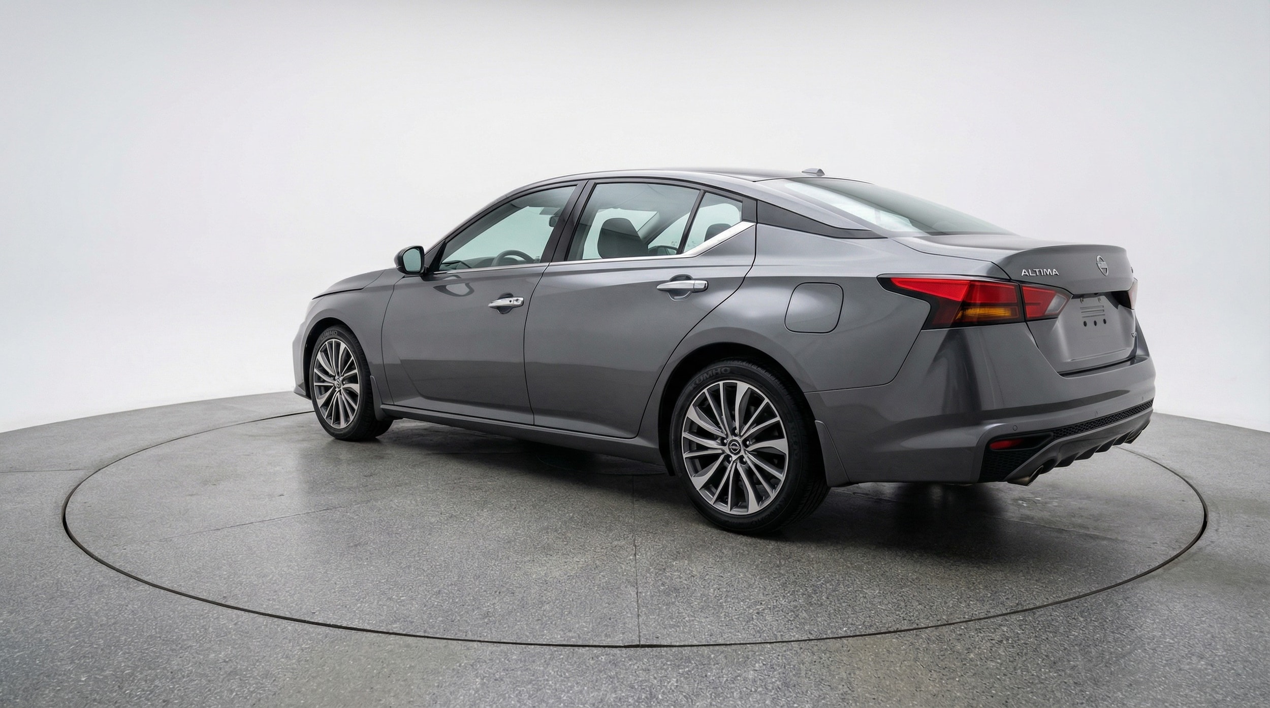 Thumbnail: 2025 Nissan Altima - 5