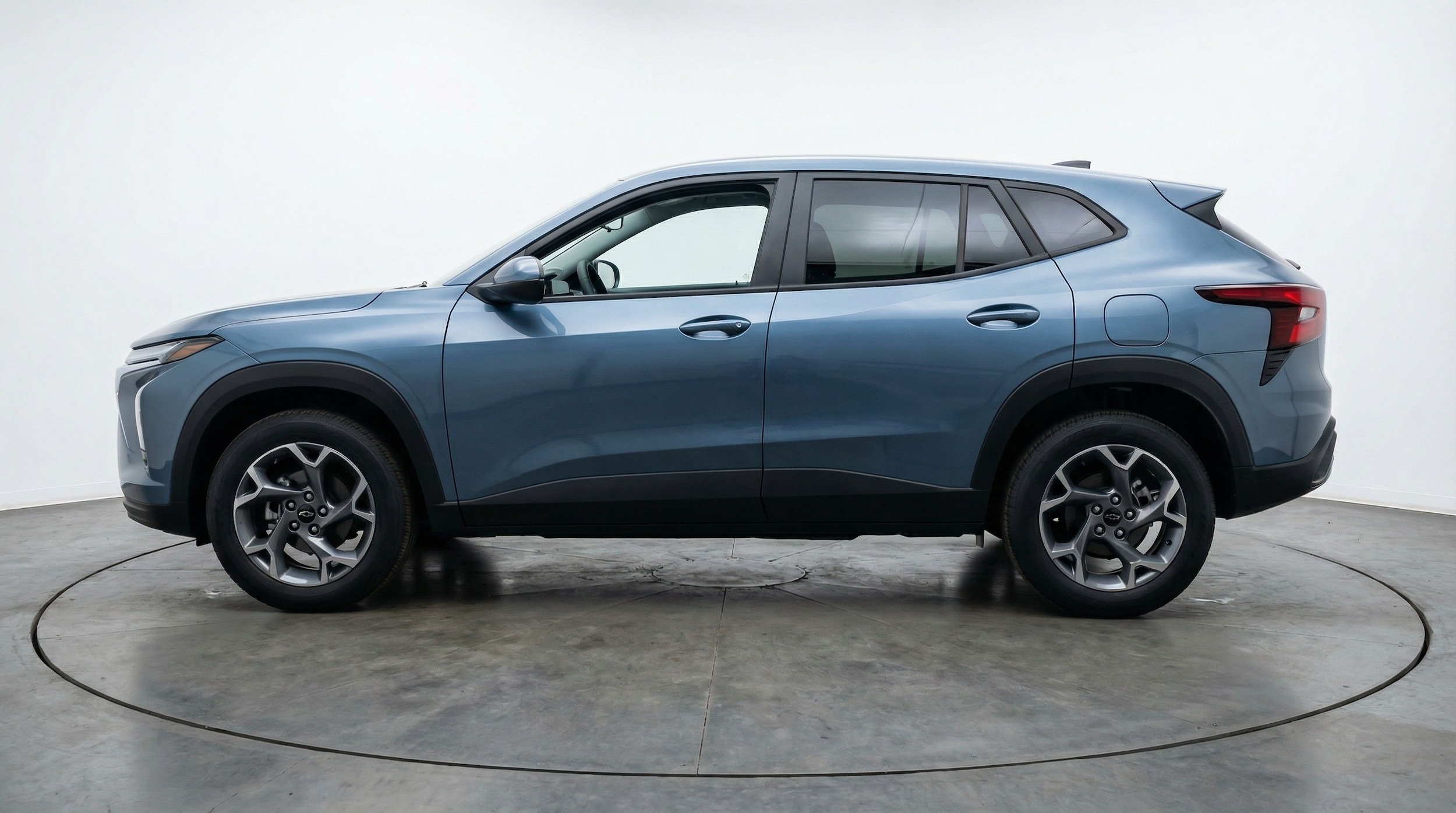 Thumbnail: 2025 Chevrolet Trax - 4