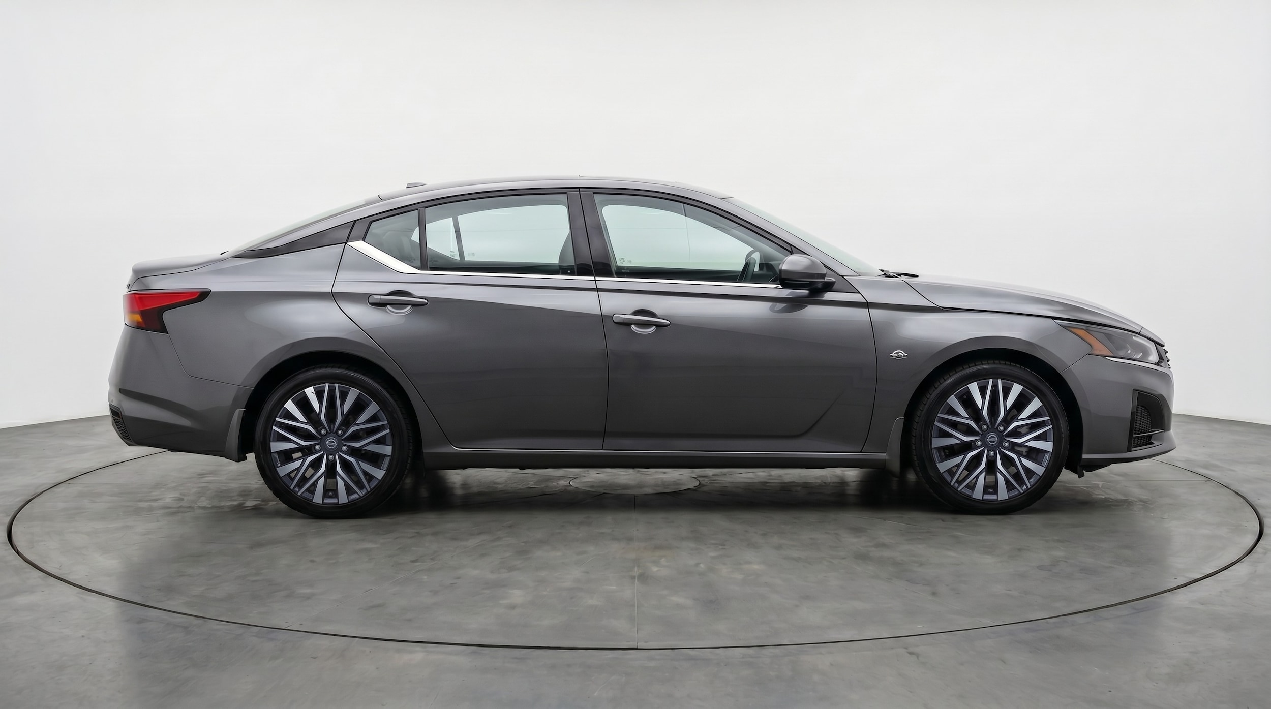 Thumbnail: 2025 Nissan Altima - 8