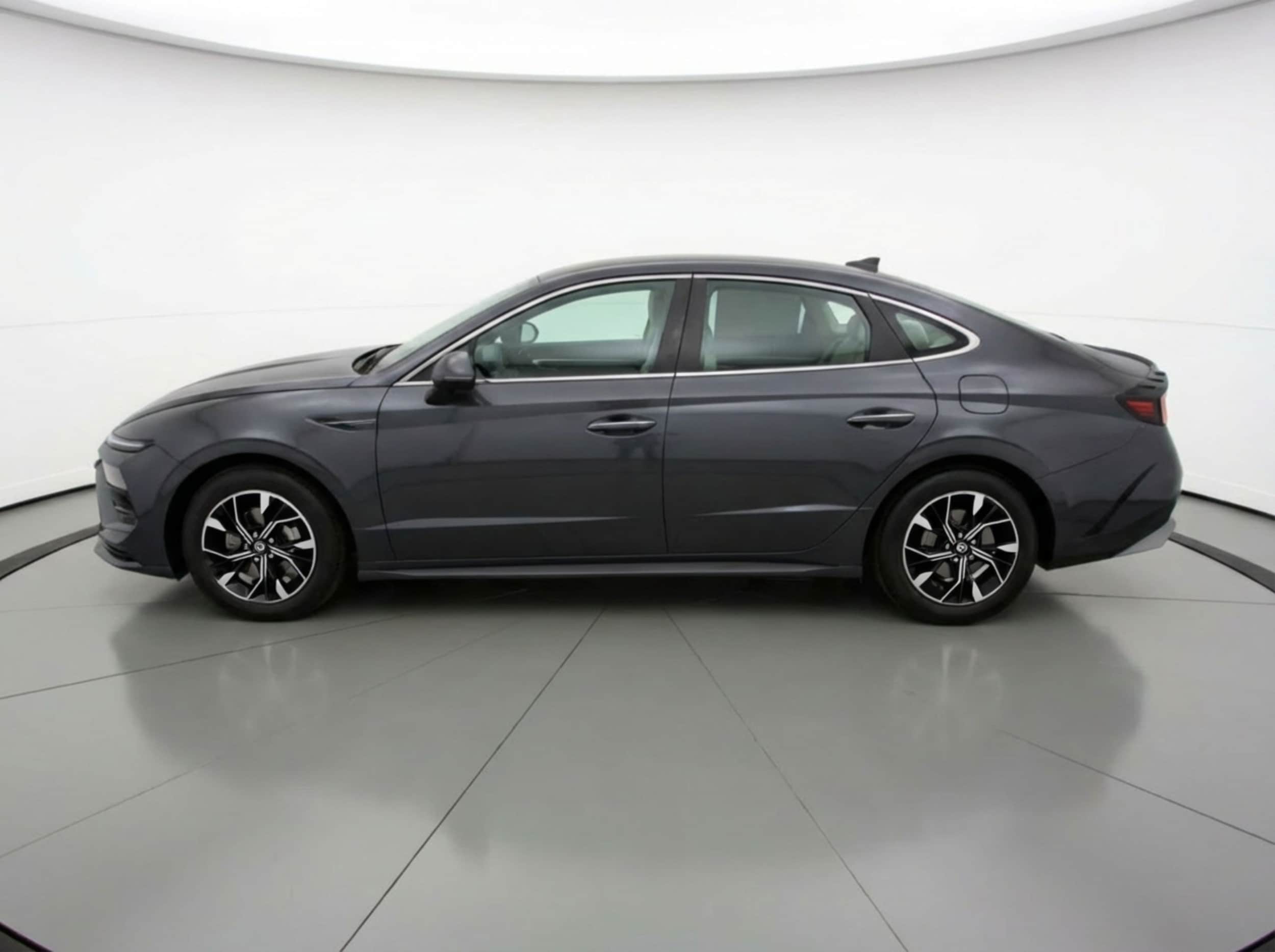 Thumbnail: 2025 Hyundai Sonata - 4