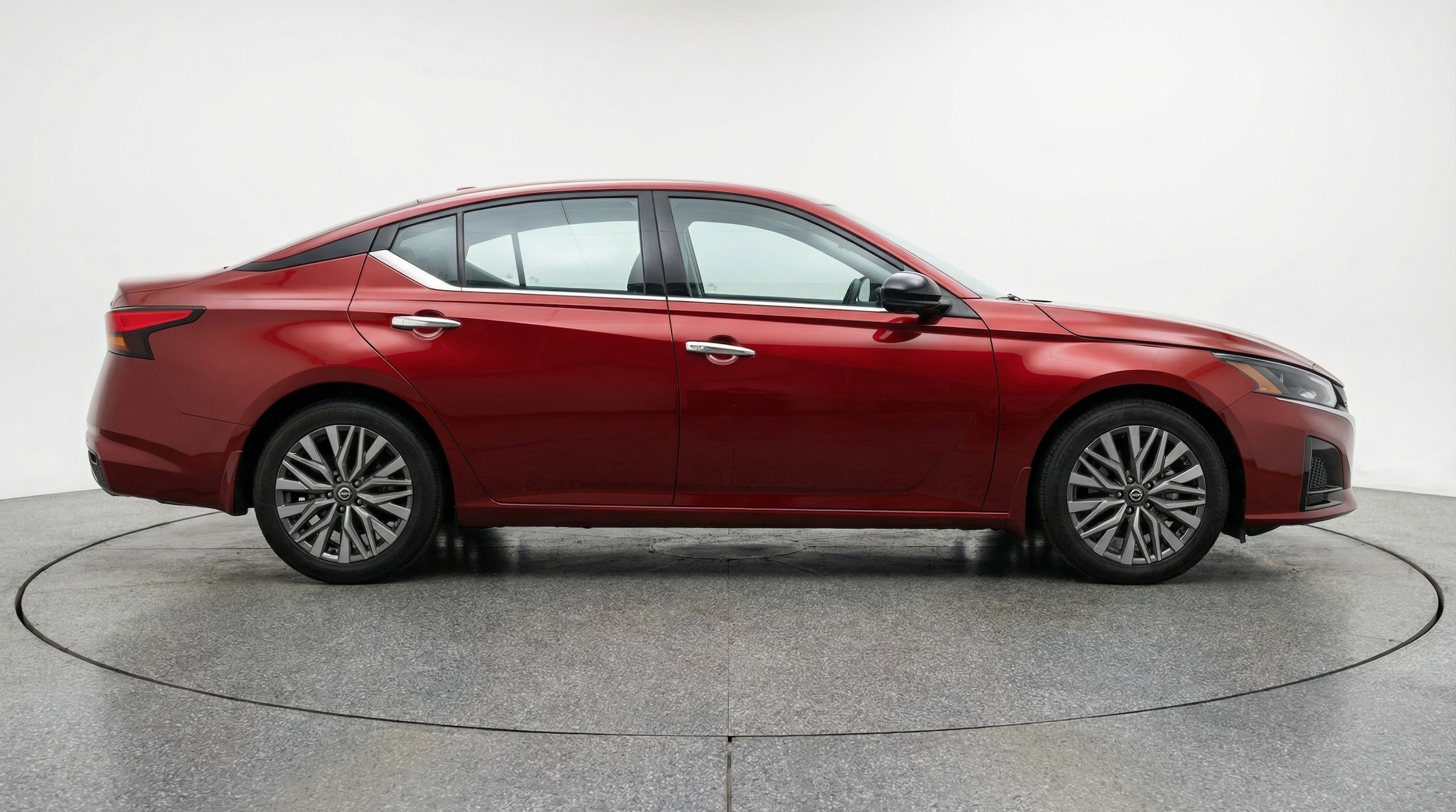 Thumbnail: 2025 Nissan Altima - 8