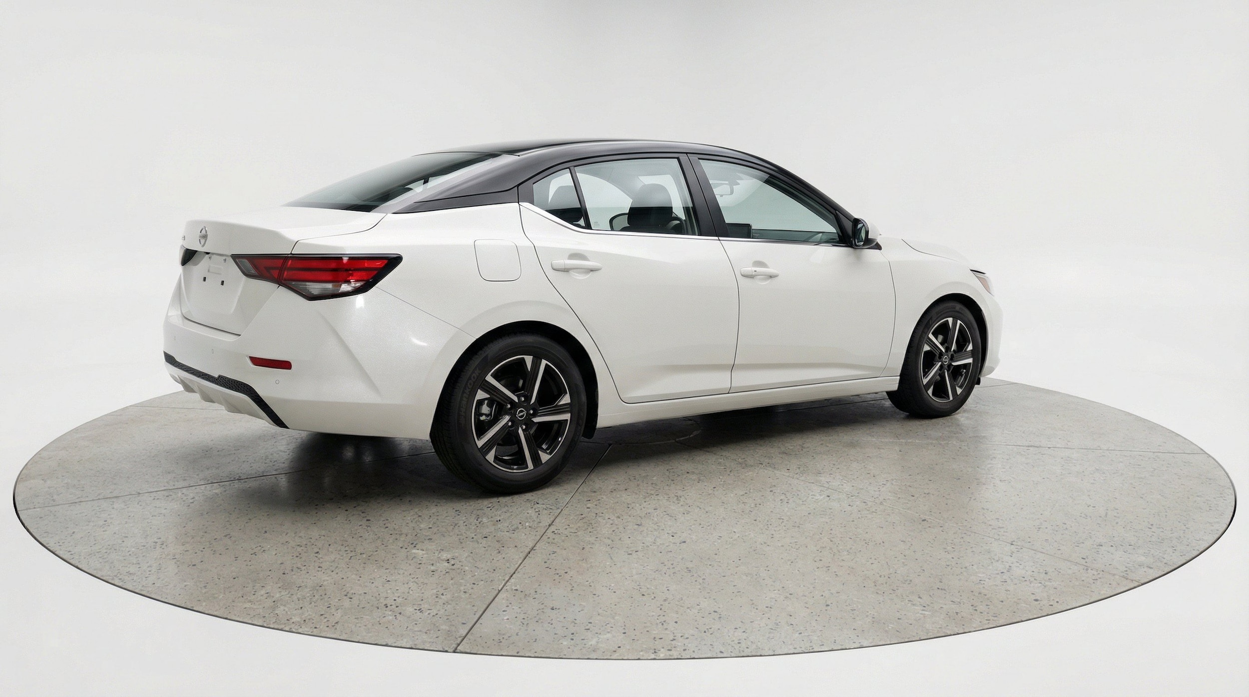 Thumbnail: 2025 Nissan Sentra - 9
