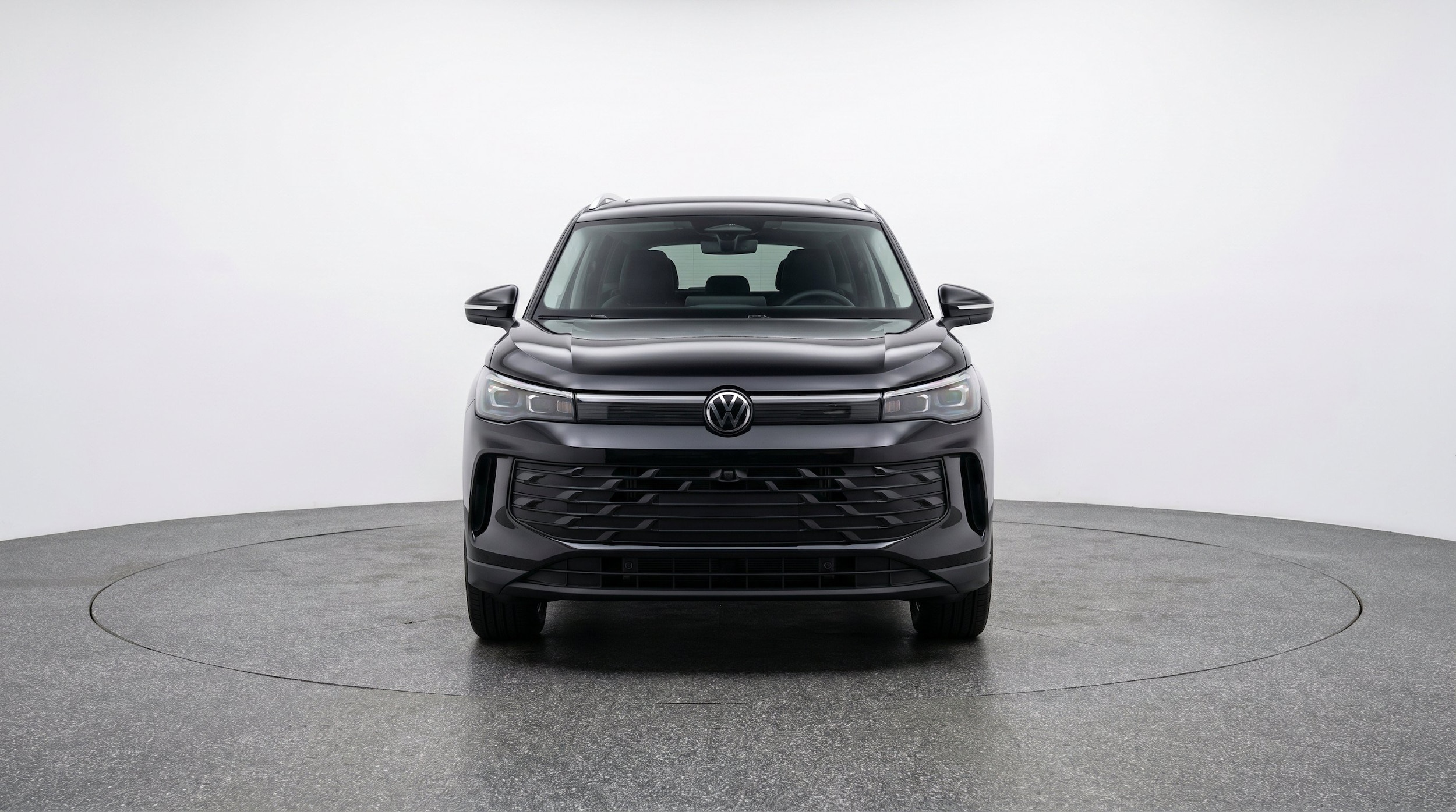 Thumbnail: 2026 Volkswagen Tiguan - 2