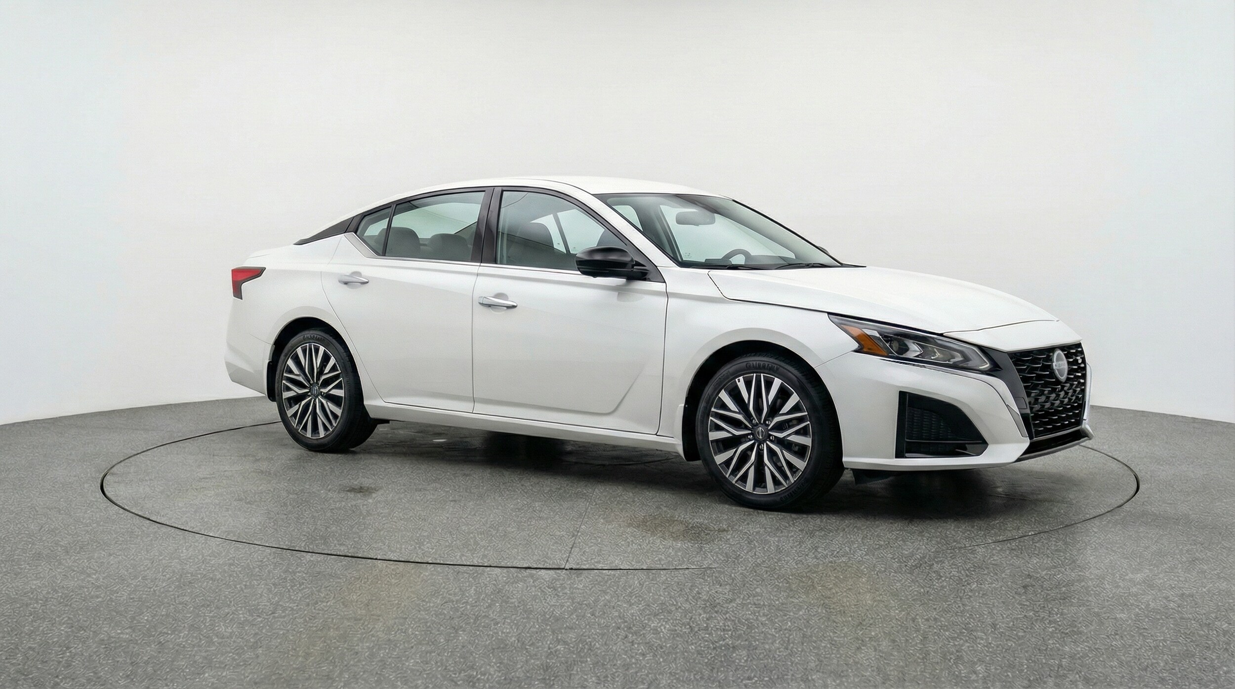 Thumbnail: 2025 Nissan Altima - 1