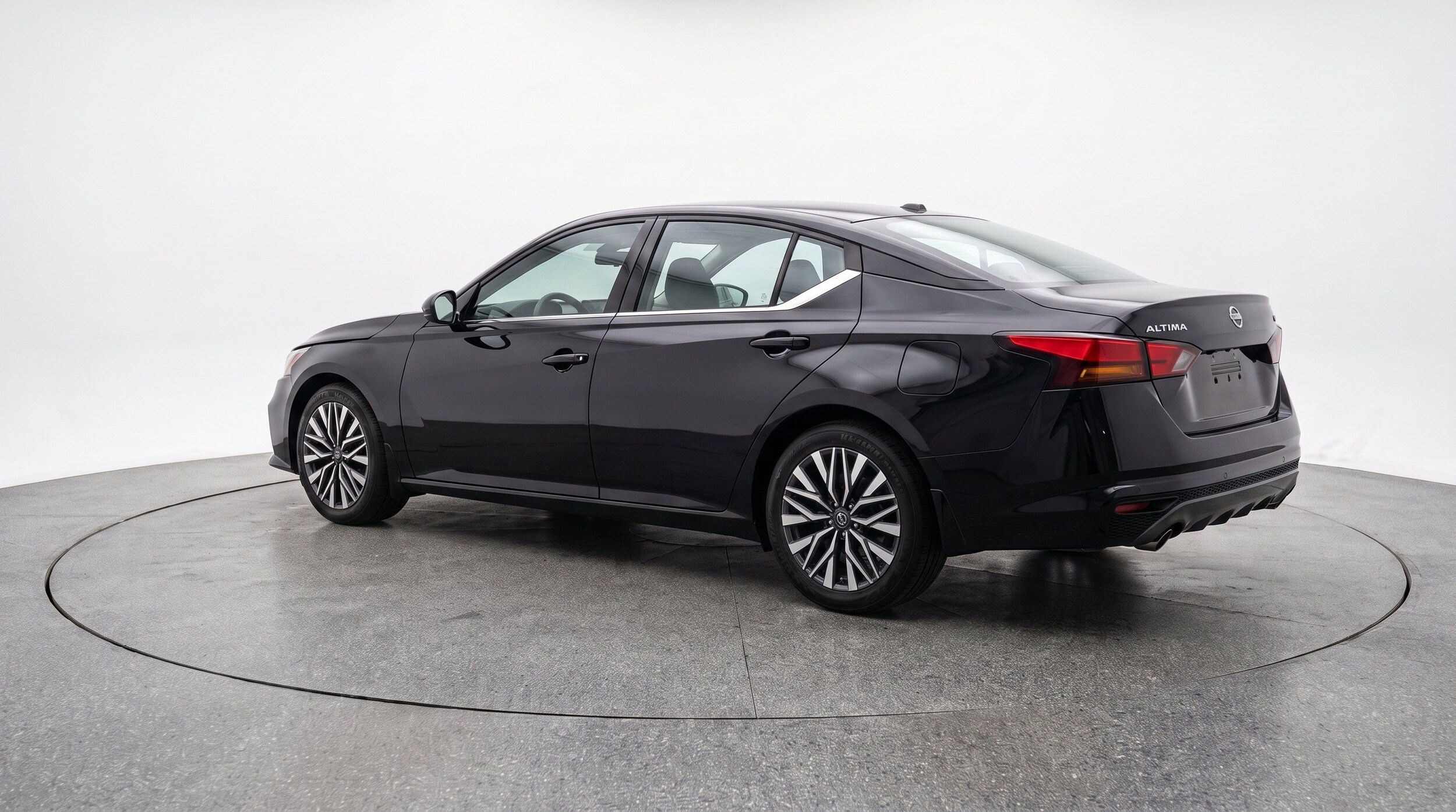 Thumbnail: 2025 Nissan Altima - 6