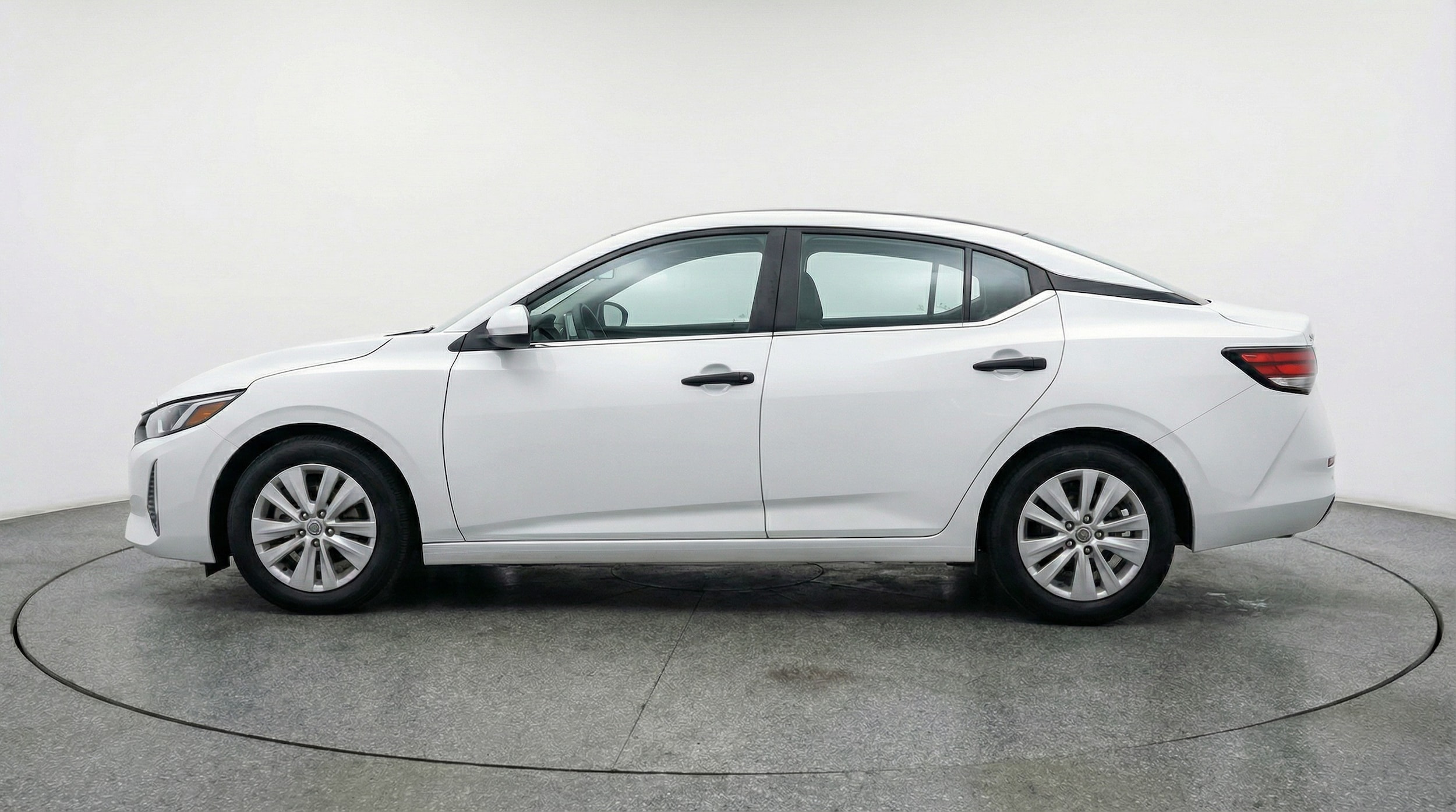 Thumbnail: 2025 Nissan Sentra - 4