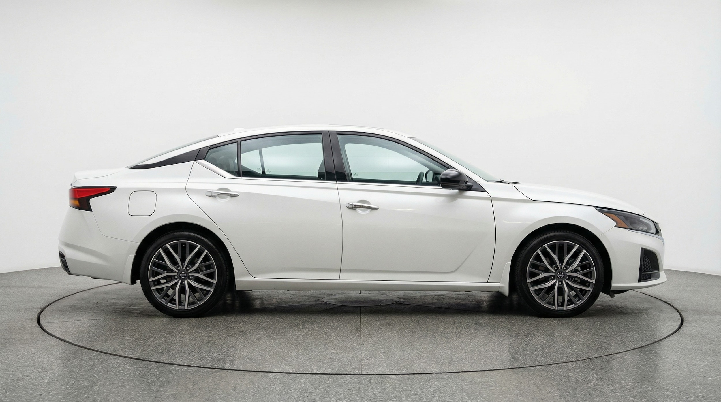 Thumbnail: 2025 Nissan Altima - 8