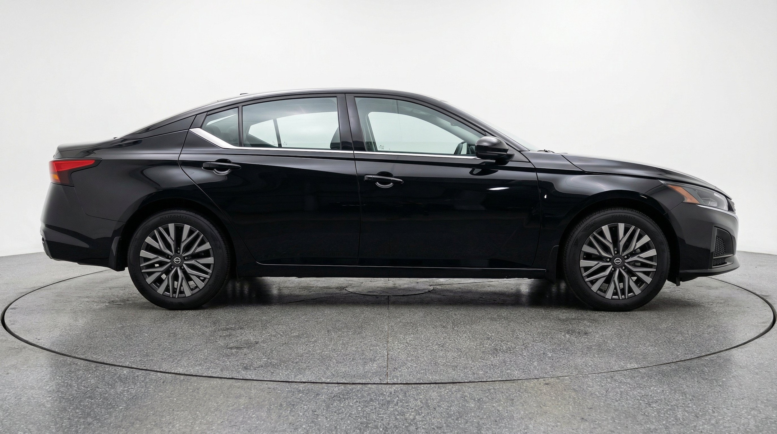 Thumbnail: 2026 Nissan Altima - 9