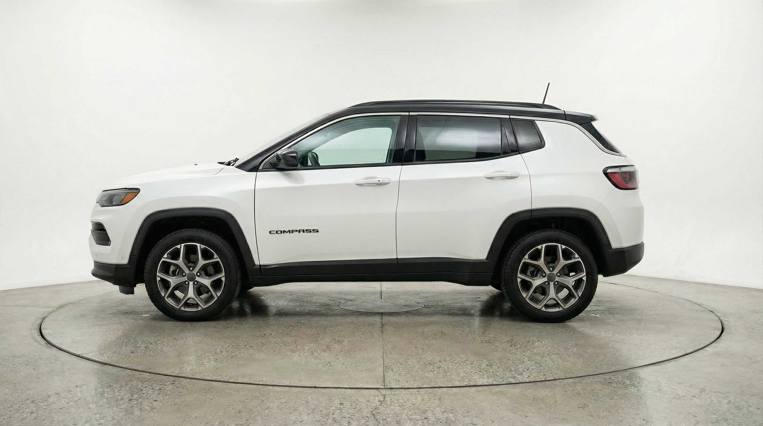 Thumbnail: 2025 Jeep Compass - 4