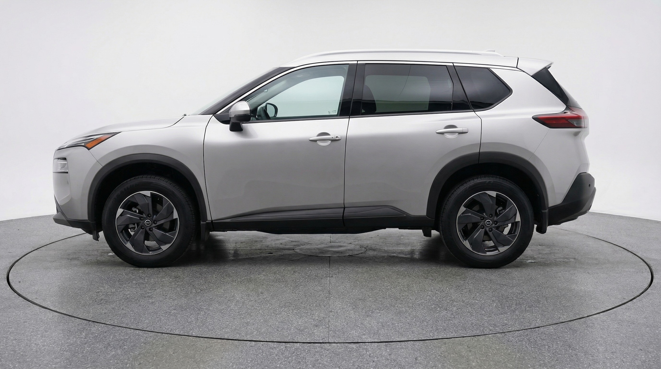 Thumbnail: 2025 Nissan Rogue - 4