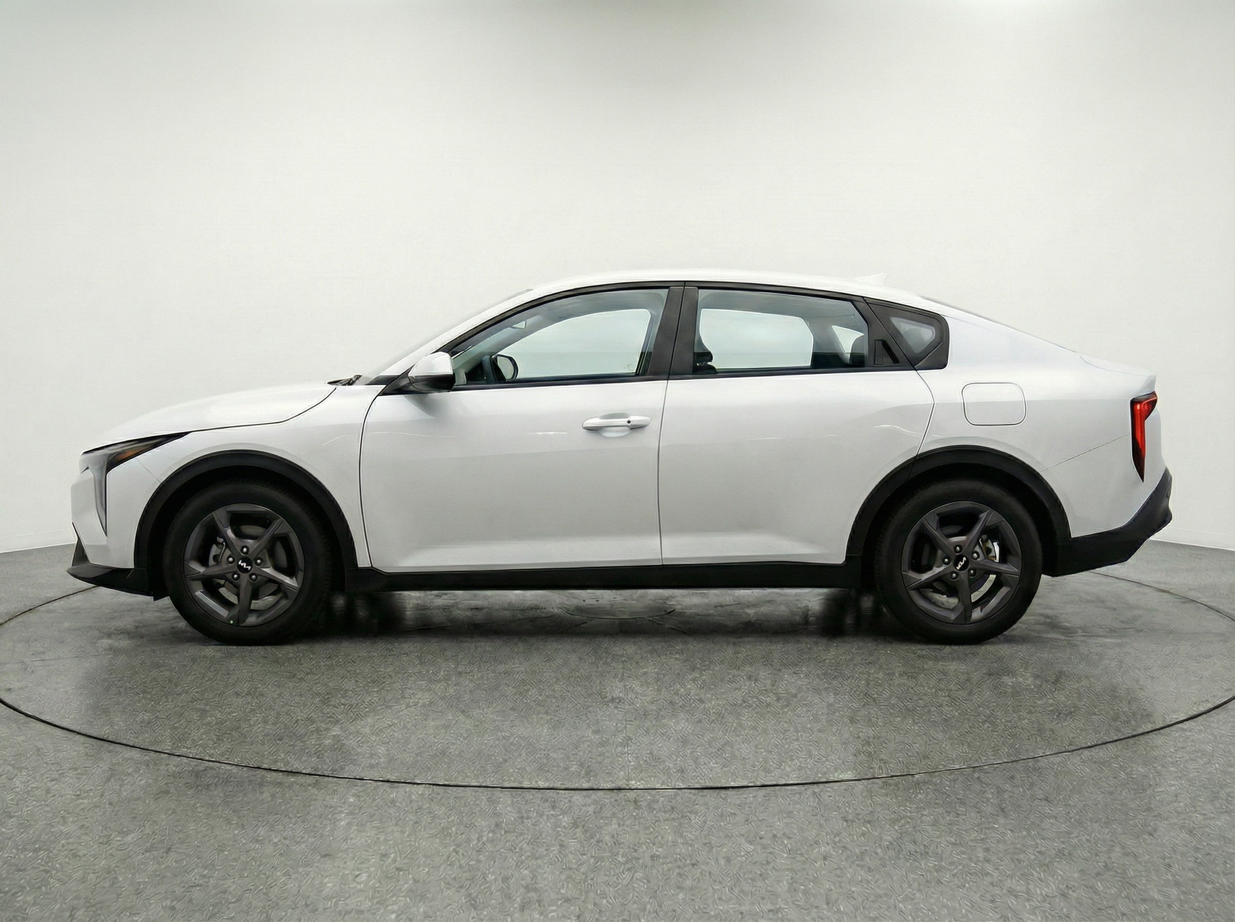 Thumbnail: 2025 Kia K4 - 4