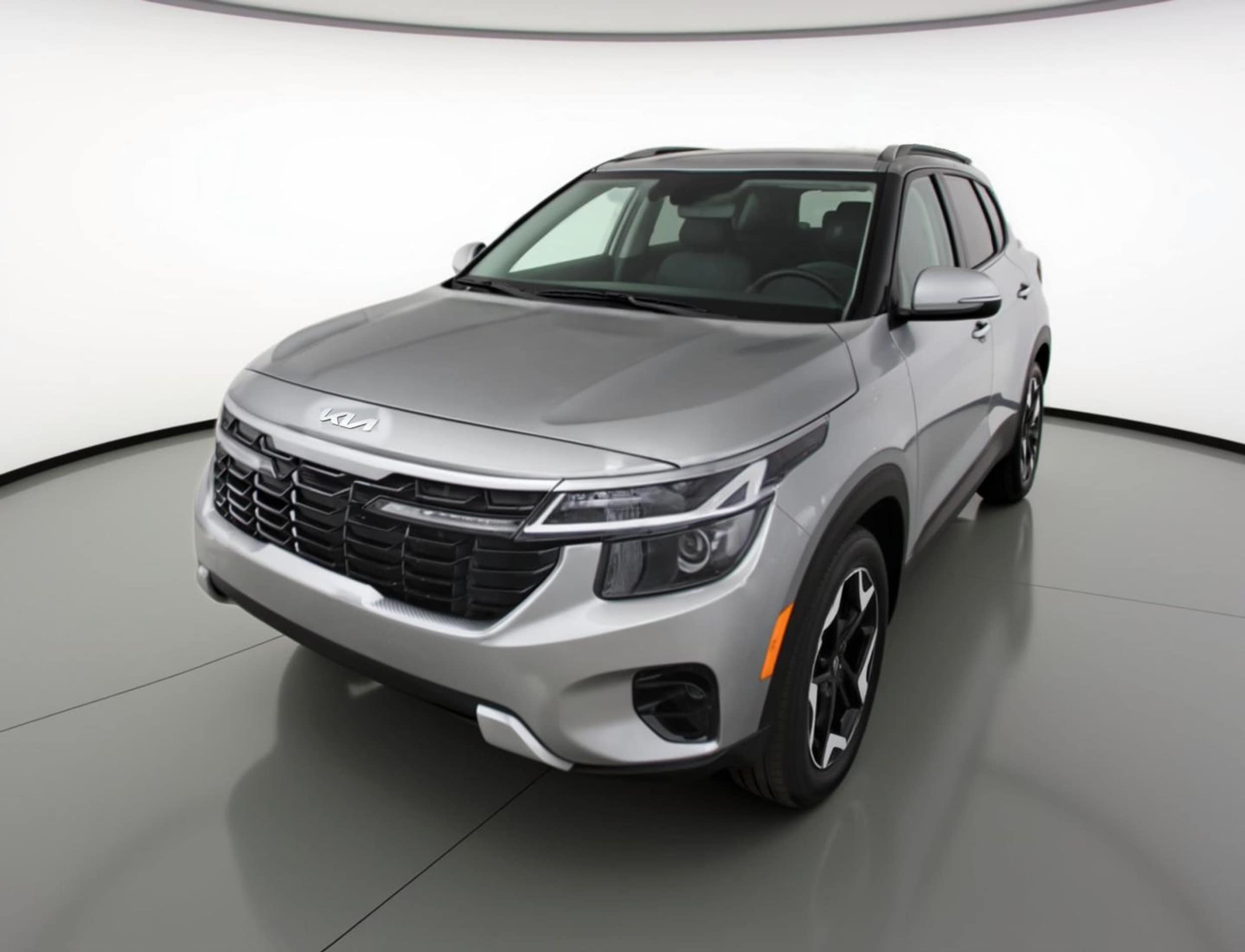 Thumbnail: 2025 Kia Seltos - 3