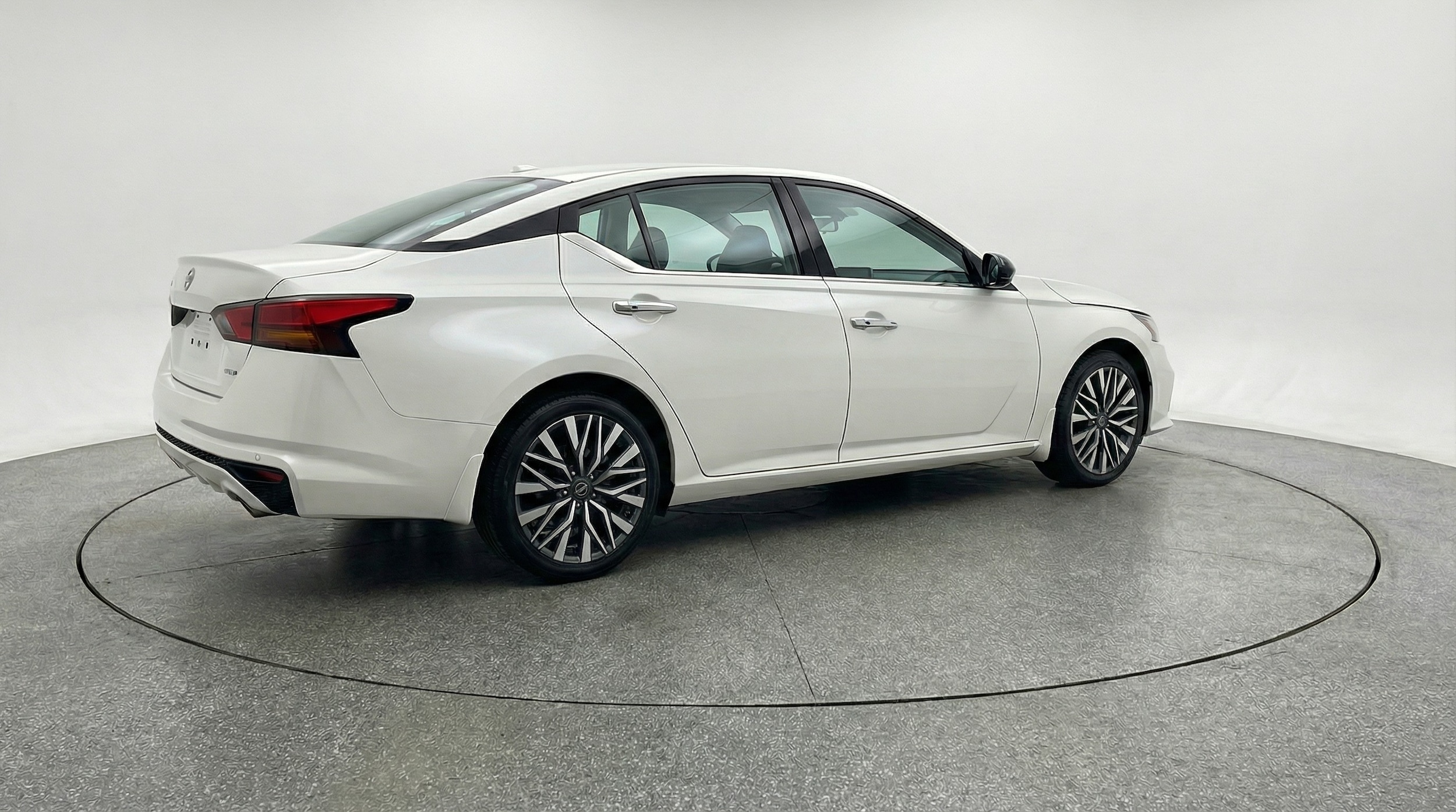 Thumbnail: 2025 Nissan Altima - 7