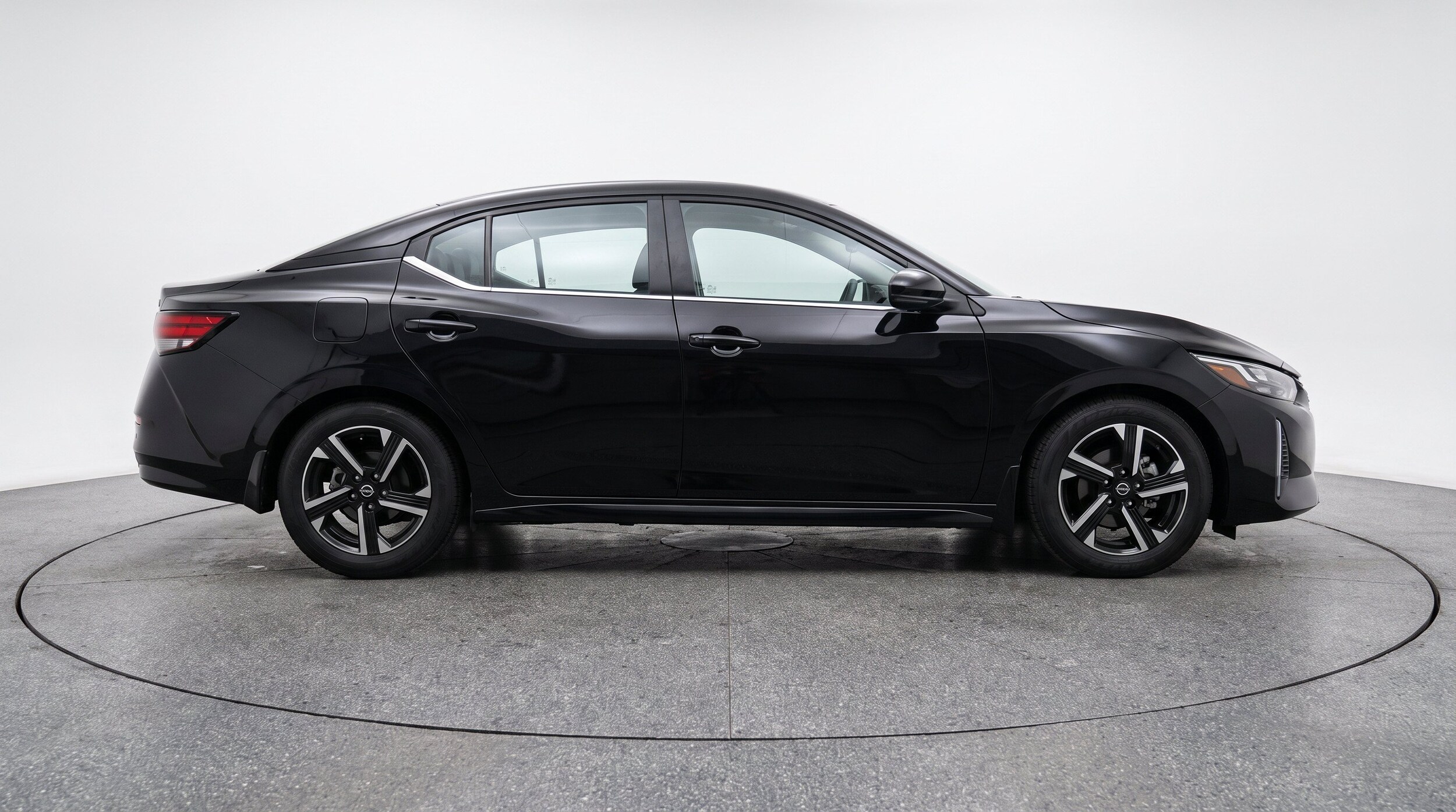 Thumbnail: 2025 Nissan Sentra - 11