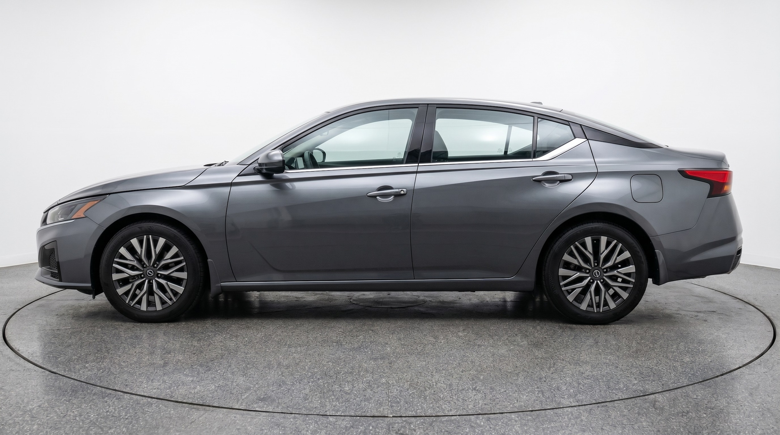 Thumbnail: 2025 Nissan Altima - 4