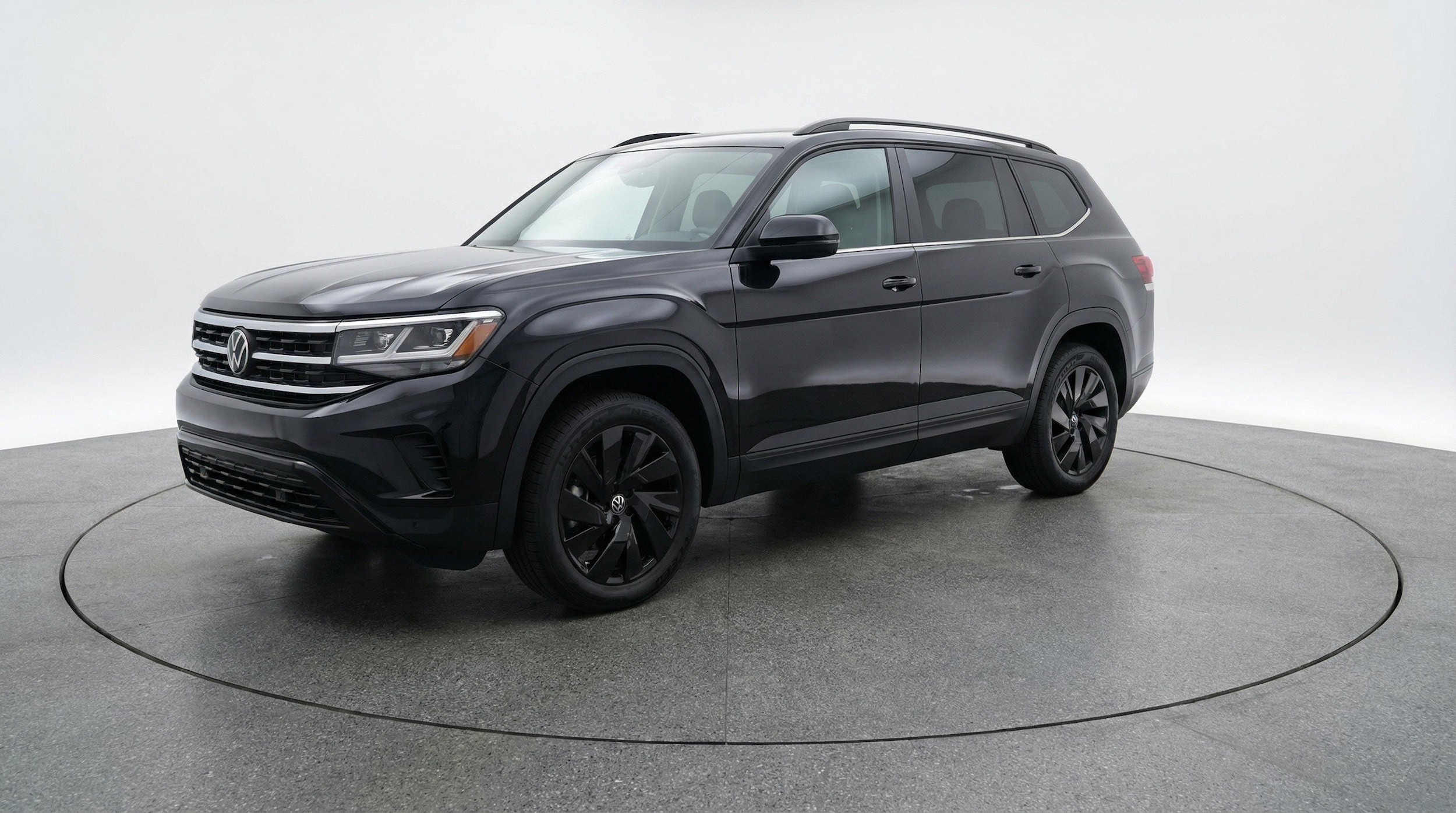 Thumbnail: 2026 Volkswagen Atlas - 3