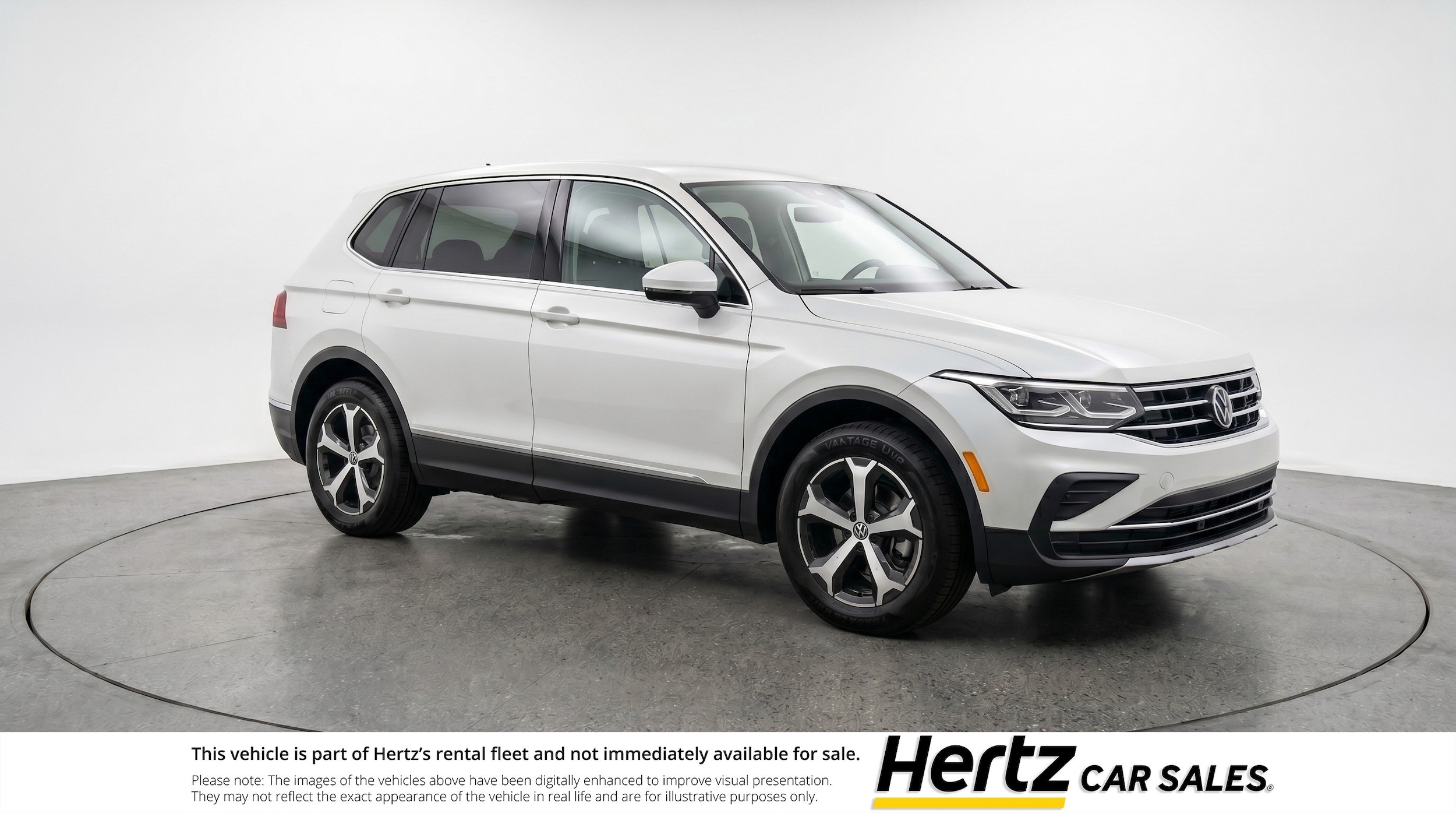 Thumbnail: 2026 Volkswagen Tiguan - 1
