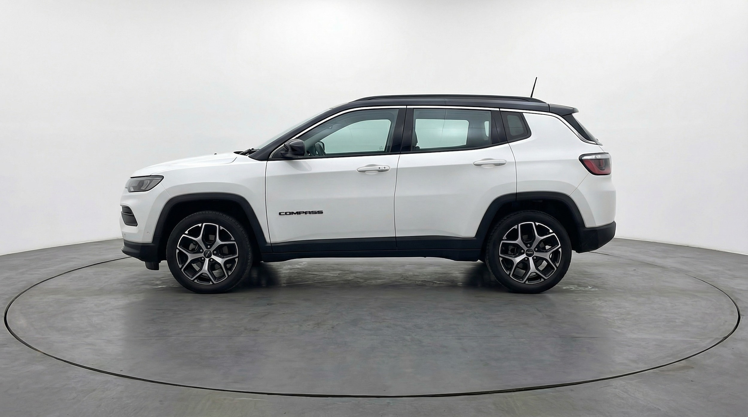 Thumbnail: 2025 Jeep Compass - 4